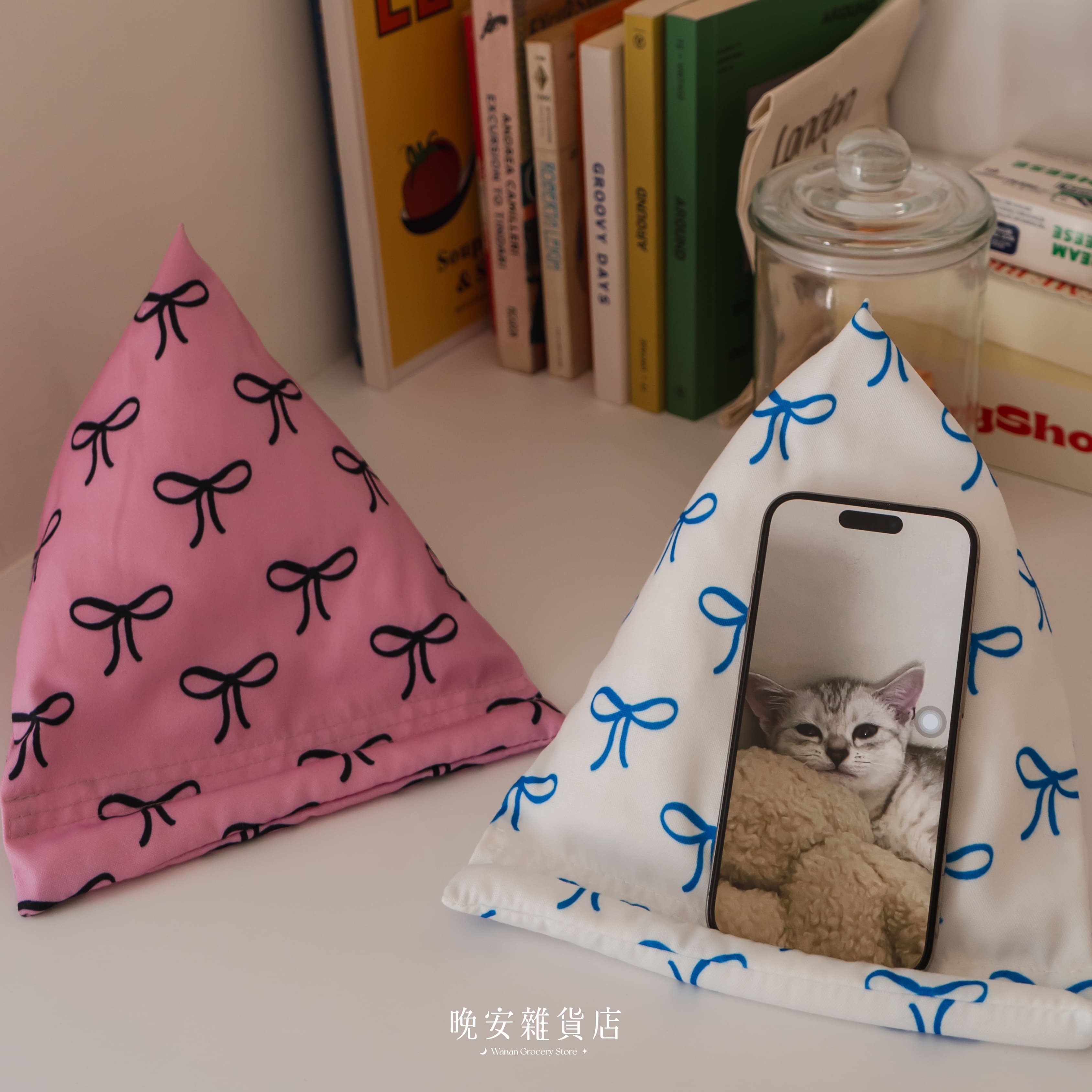 【追劇小物】韓系蝴蝶結手機座架｜桌上擺件