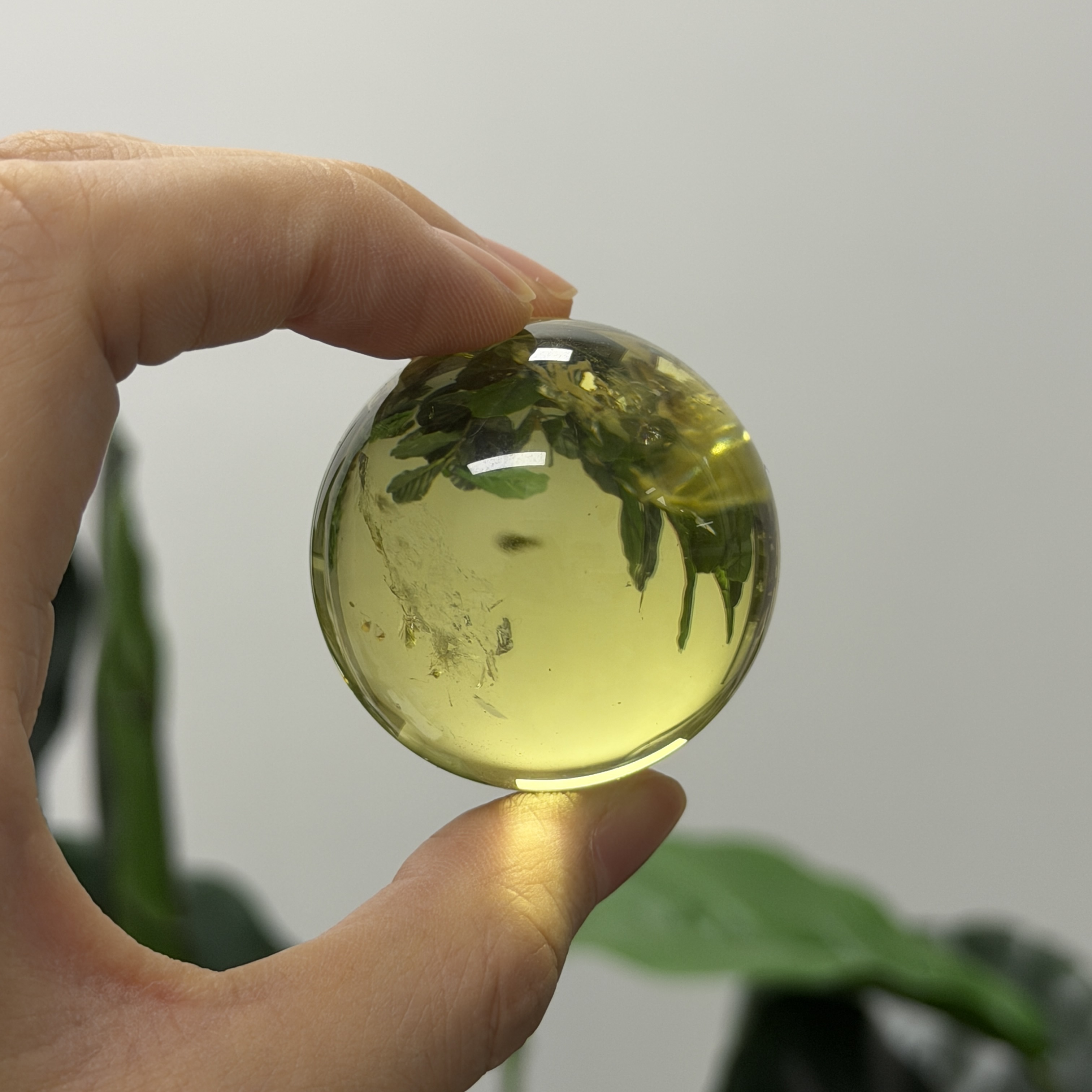 黃水晶球 4.3cm C1763