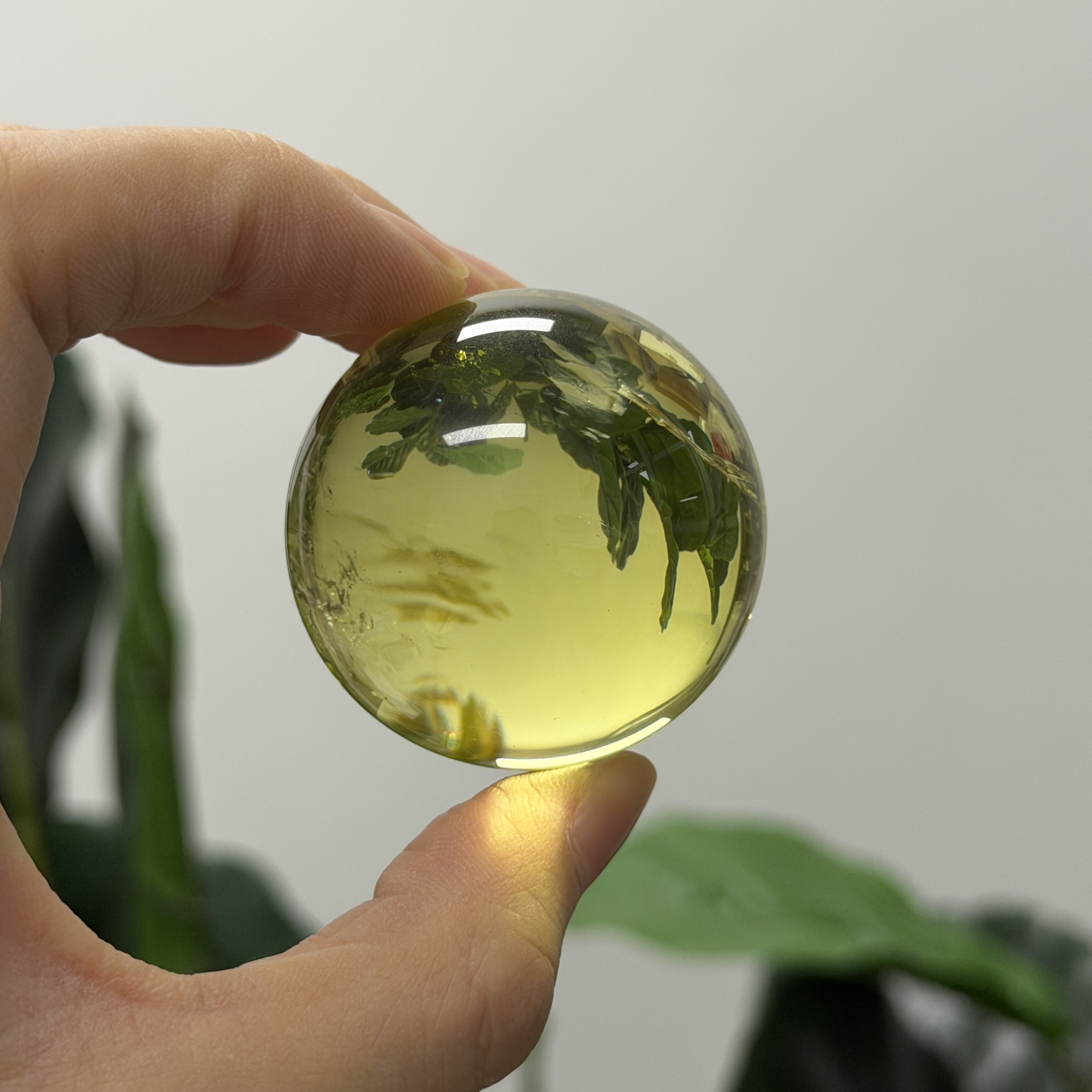 黃水晶球 4.3cm C1763