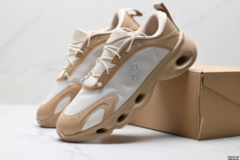 On昂跑tilt 羅意威 聯名羽量運動休閒鞋 腳感很舒服 鞋底柔軟且包裹性好 上腳顯腿長不管休閒還是運動都很百搭 是最好看最顯質感的顏色