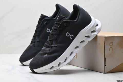 On昂跑tilt 輕量運動休閒鞋 腳感很舒服 鞋底柔軟且包裹性好 上腳顯腿長不管休閒還是運動都很百搭 是最好看最顯質感的顏色