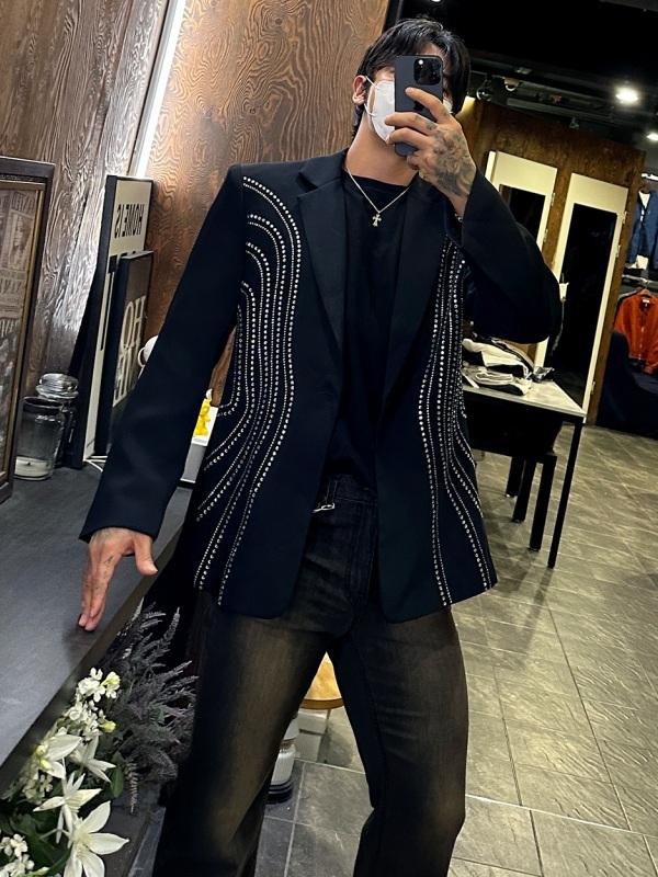 水鑽曲線圖騰西裝外套