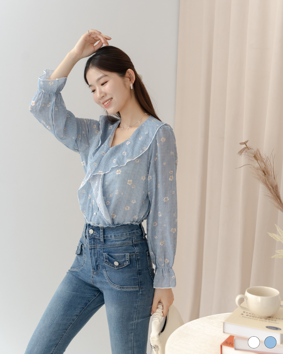 氣質花朵荷葉領上衣