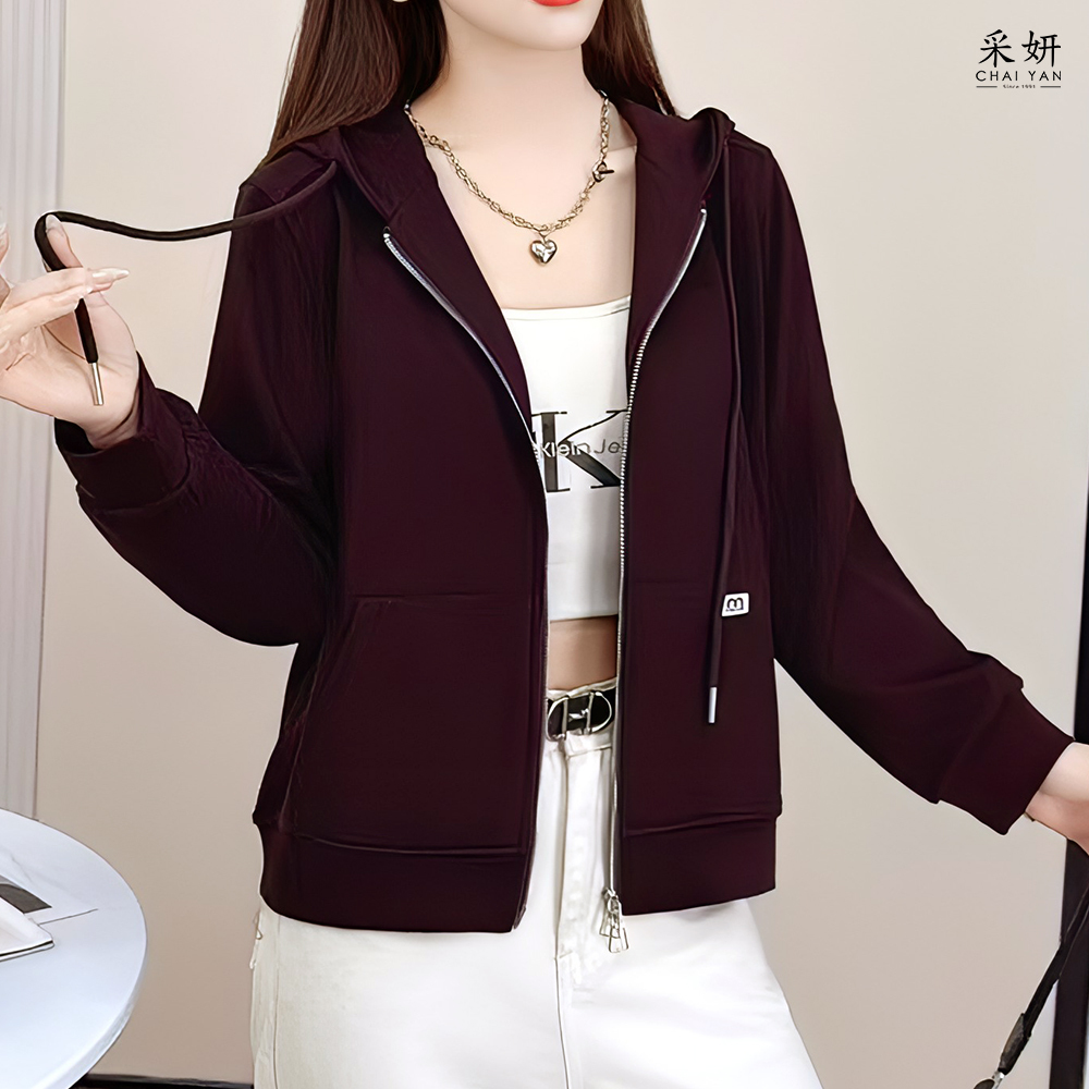 素色布標雙口袋拉鍊抽繩連帽外套