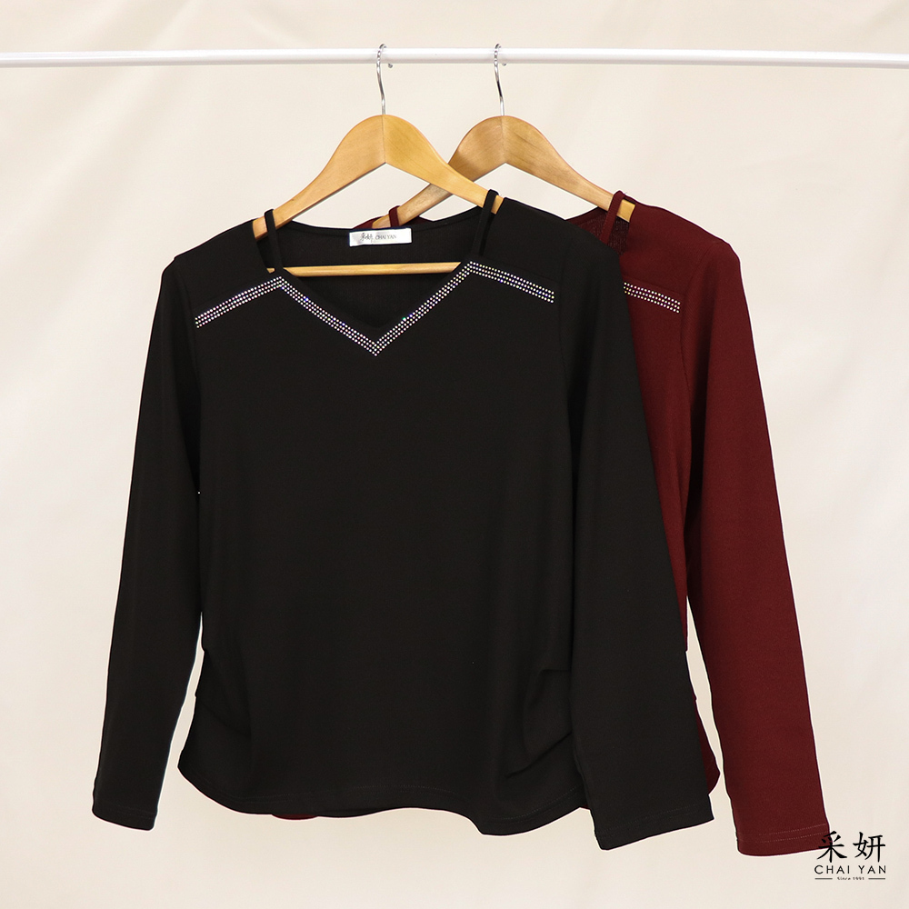 羅紋水鑽燙印V領九分袖上衣