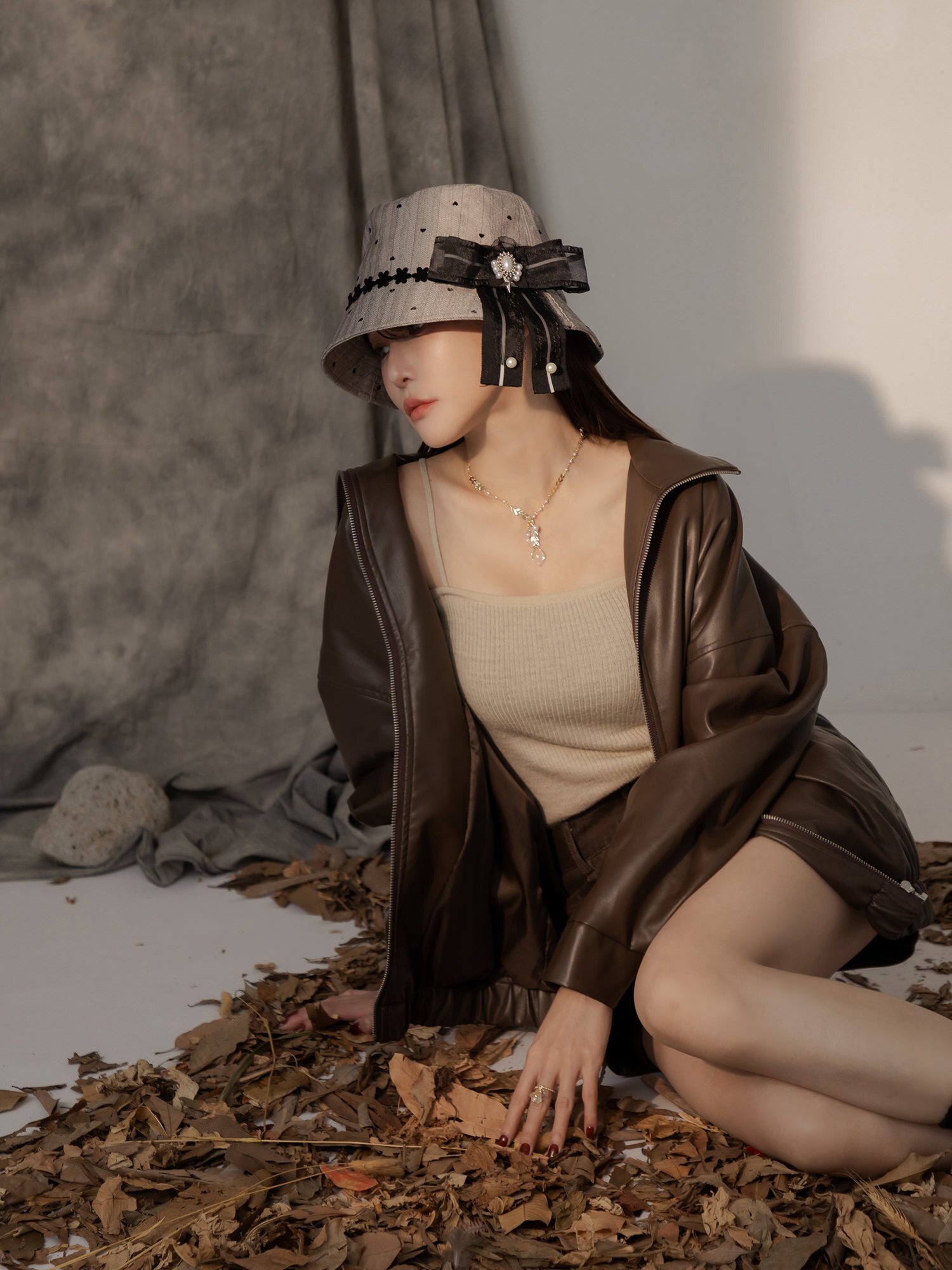 科幻小說。MUCHAT手作14KGP星星珍珠蝶結別針