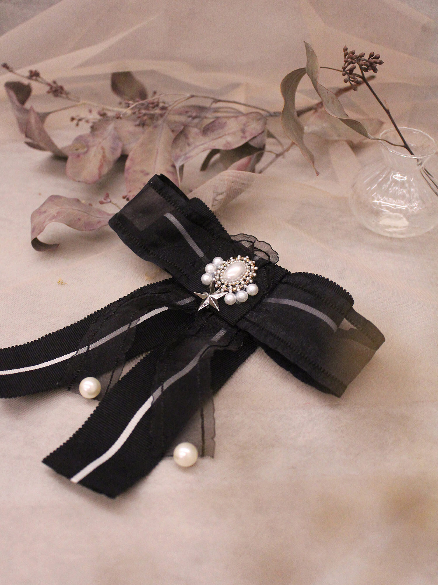 科幻小說。MUCHAT手作14KGP星星珍珠蝶結別針