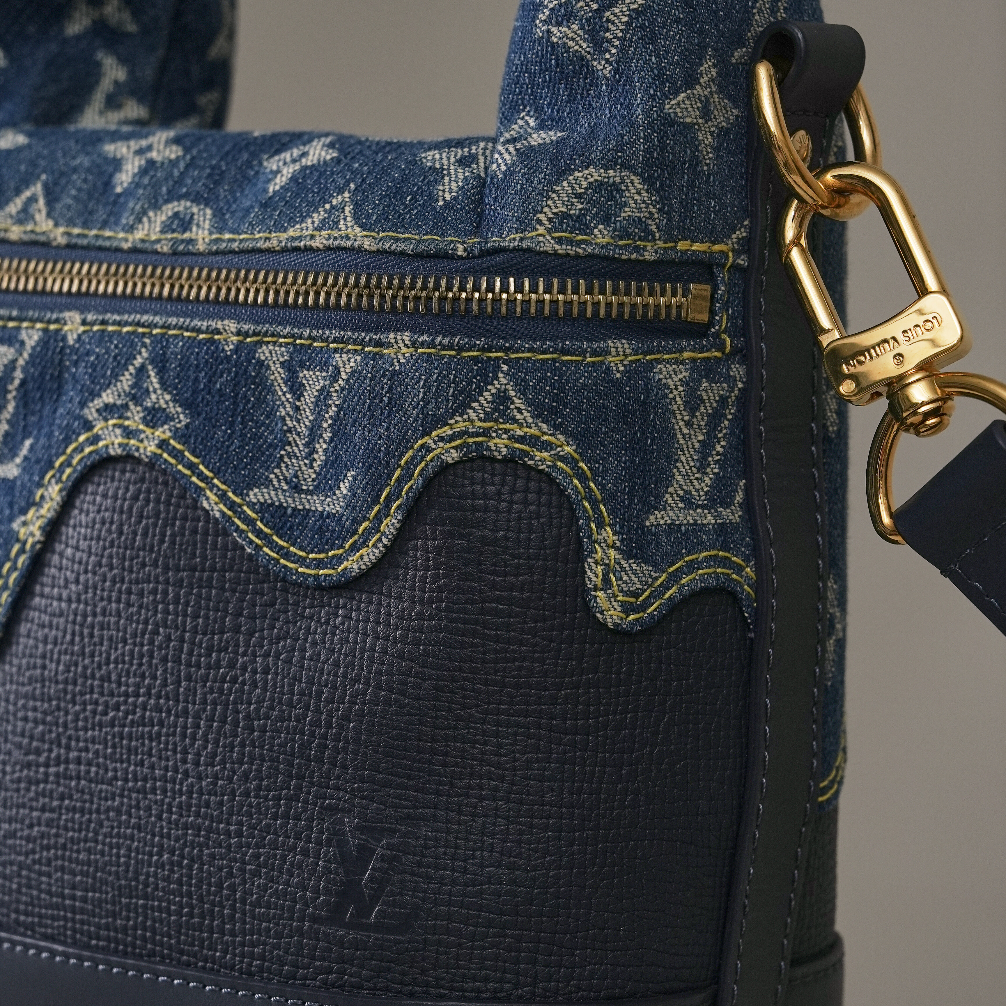 LV Nigo 聯名牛仔飯盒包