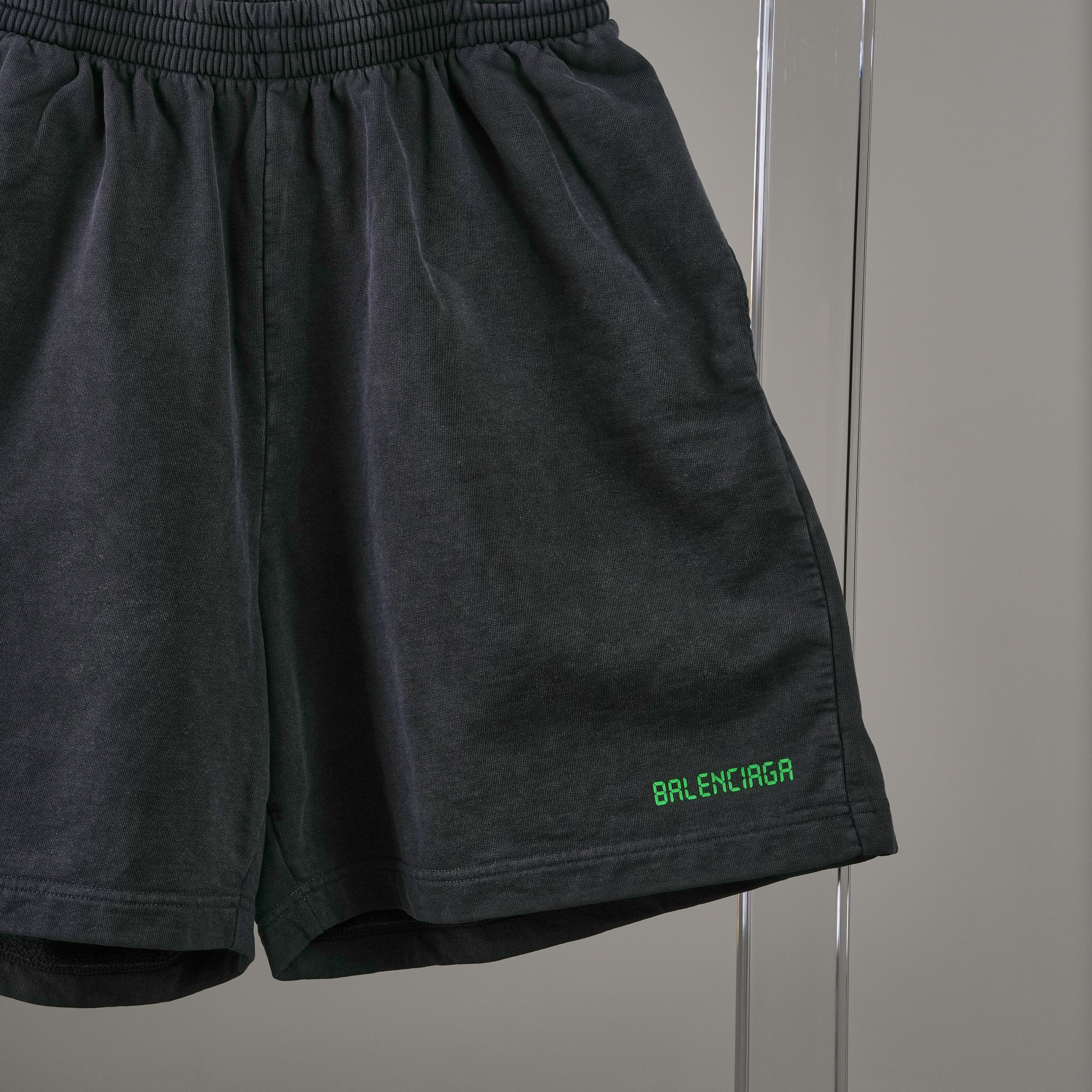 Balenciaga 綠色logo水洗短褲#XS