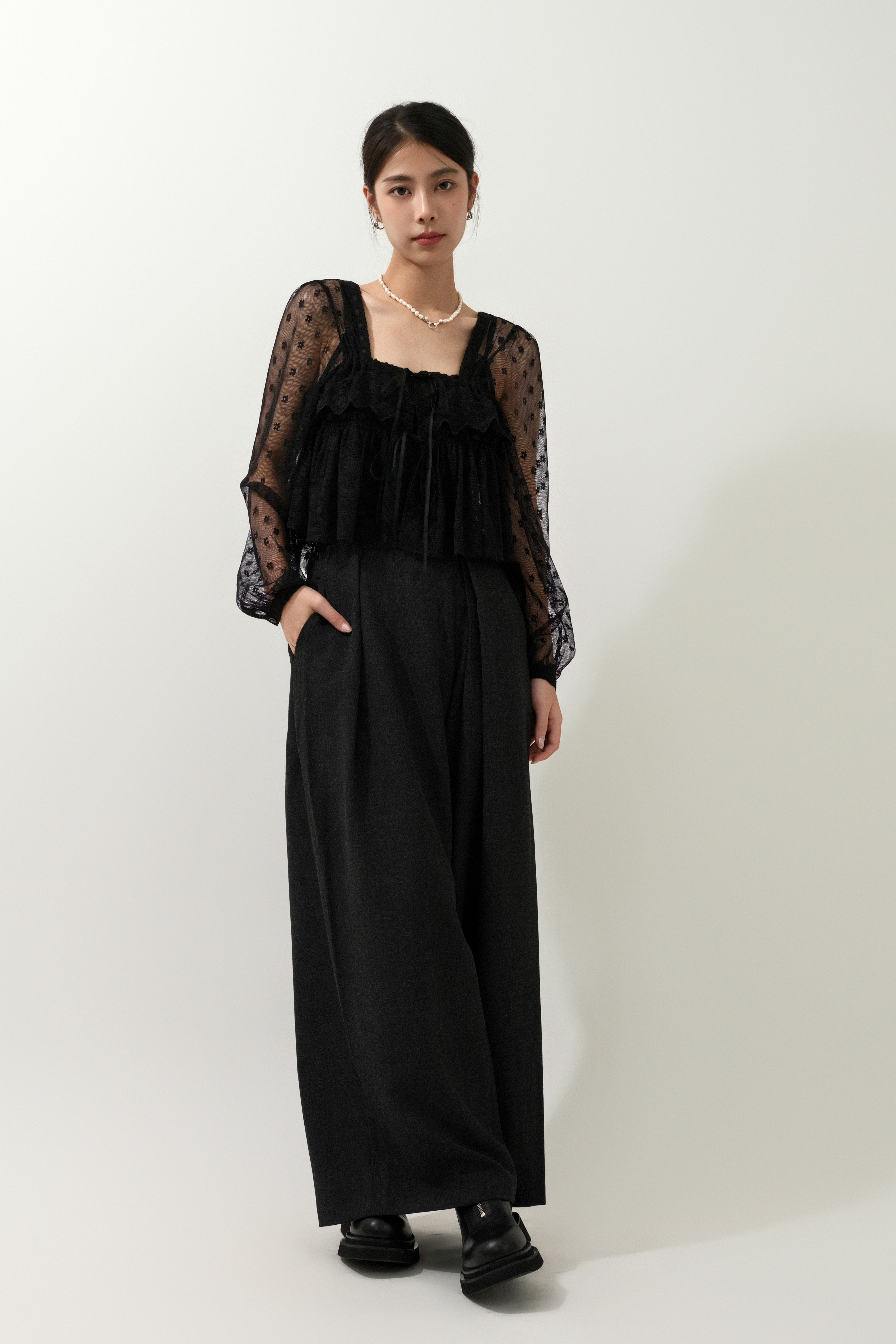 左右鴛鴦褶闊西褲  (現貨款式）