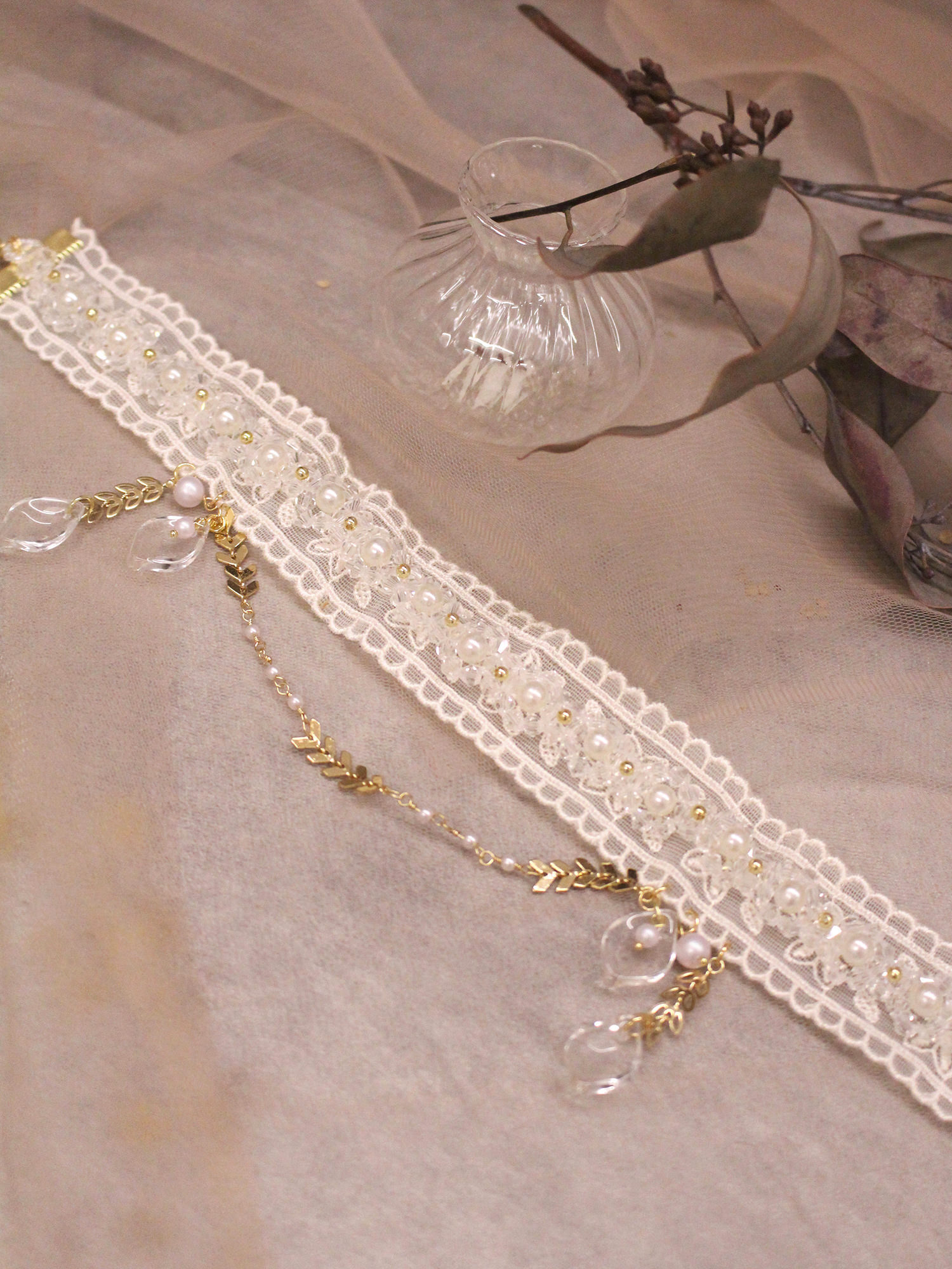 落葉微光。MUCHAT手作14KGP刺繡蕾絲粉珠花項鍊