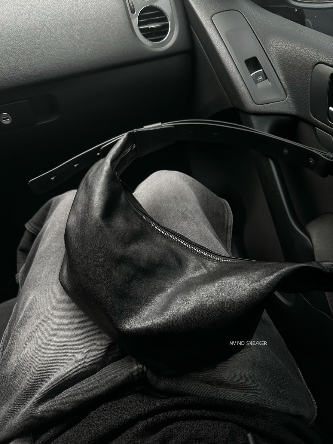 <🐏皮革超軟> 羊皮雲朵餃子包☁️ 兩色