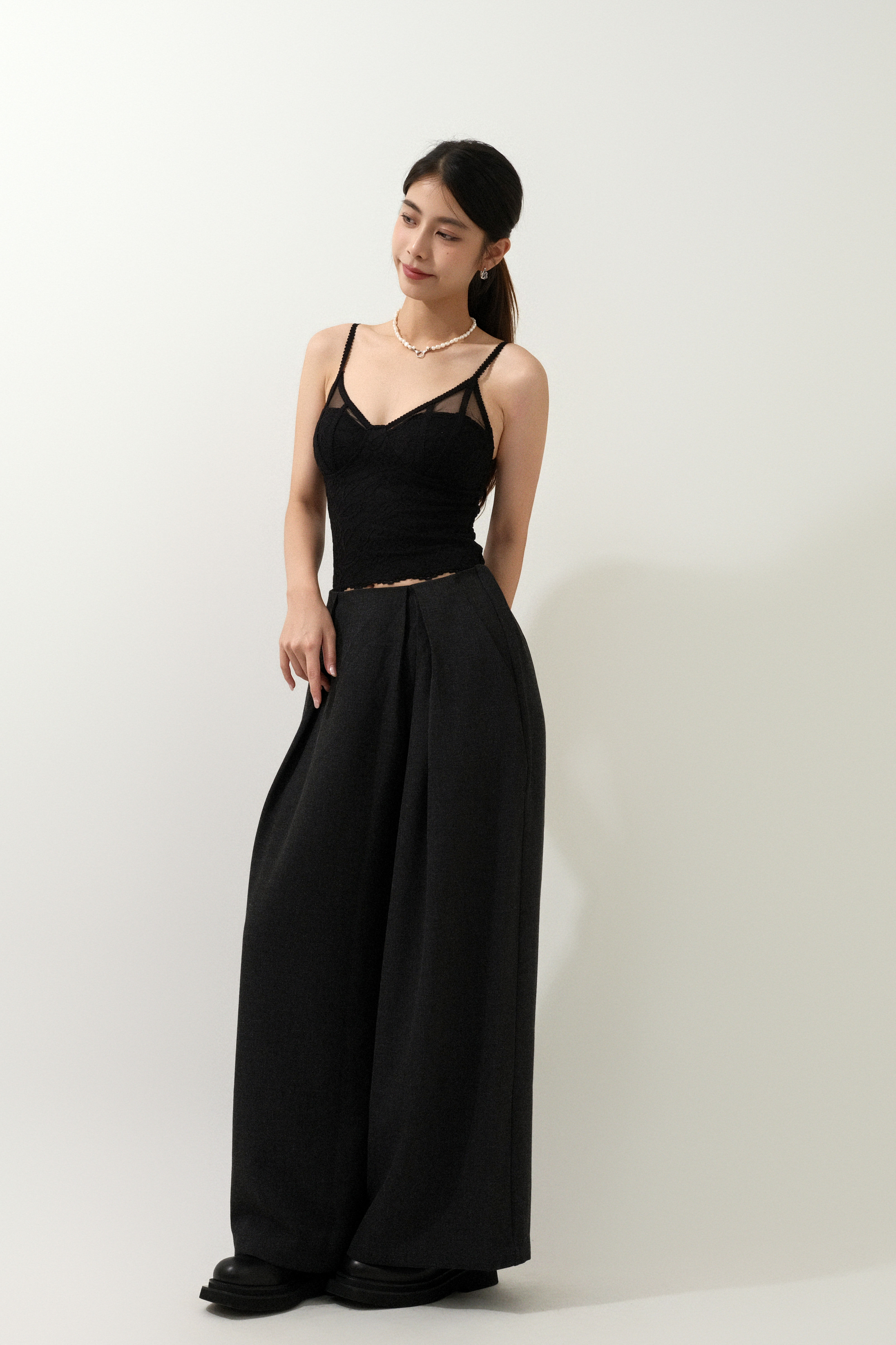 絲絨蕾絲拼網紗bra top (現貨款式）