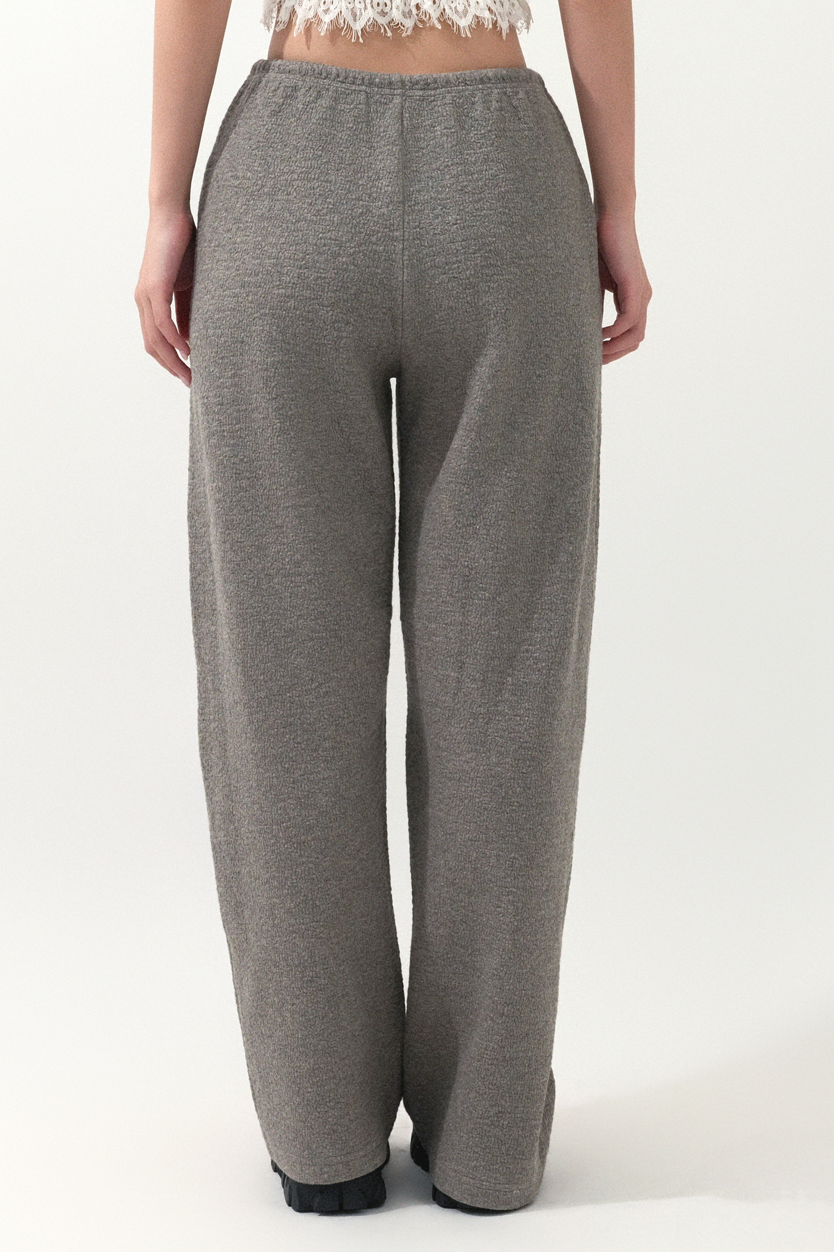 挺身質感布休閒闊褲  (現貨款式）