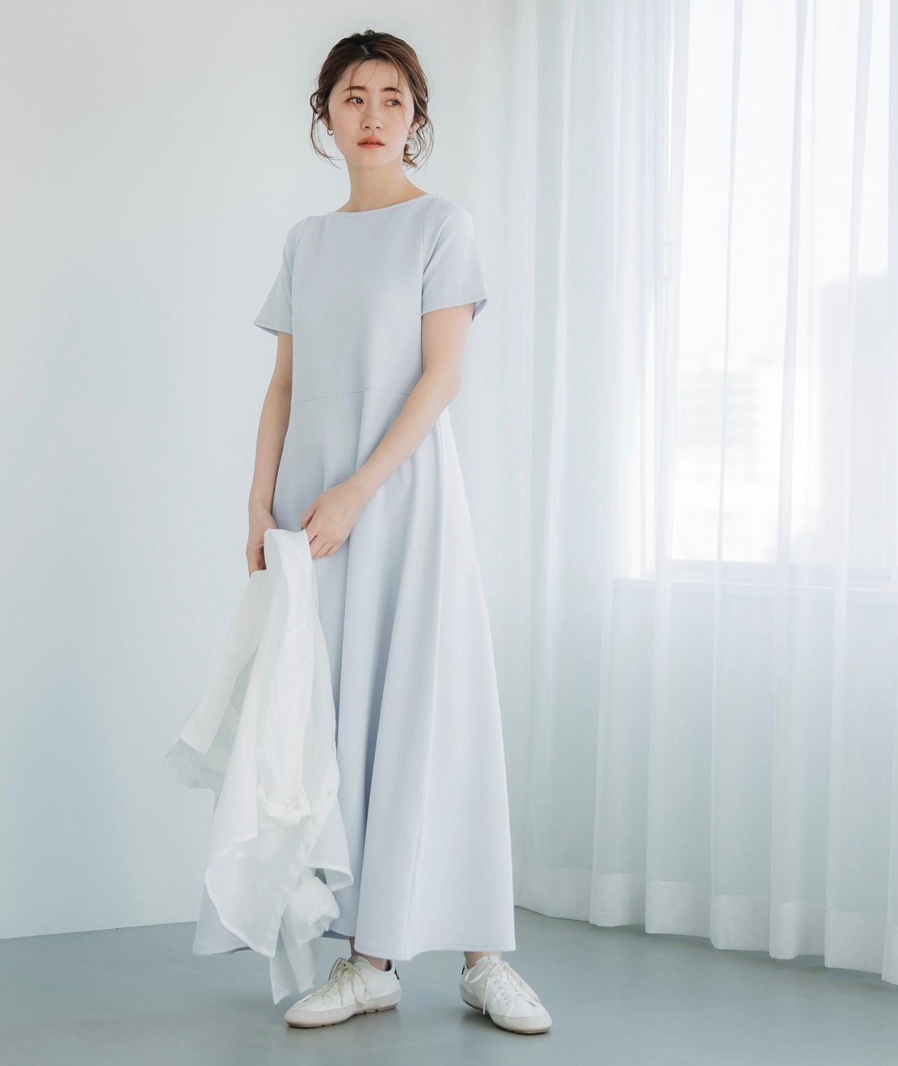 【預購】JN100806 coca 壓花連身裙