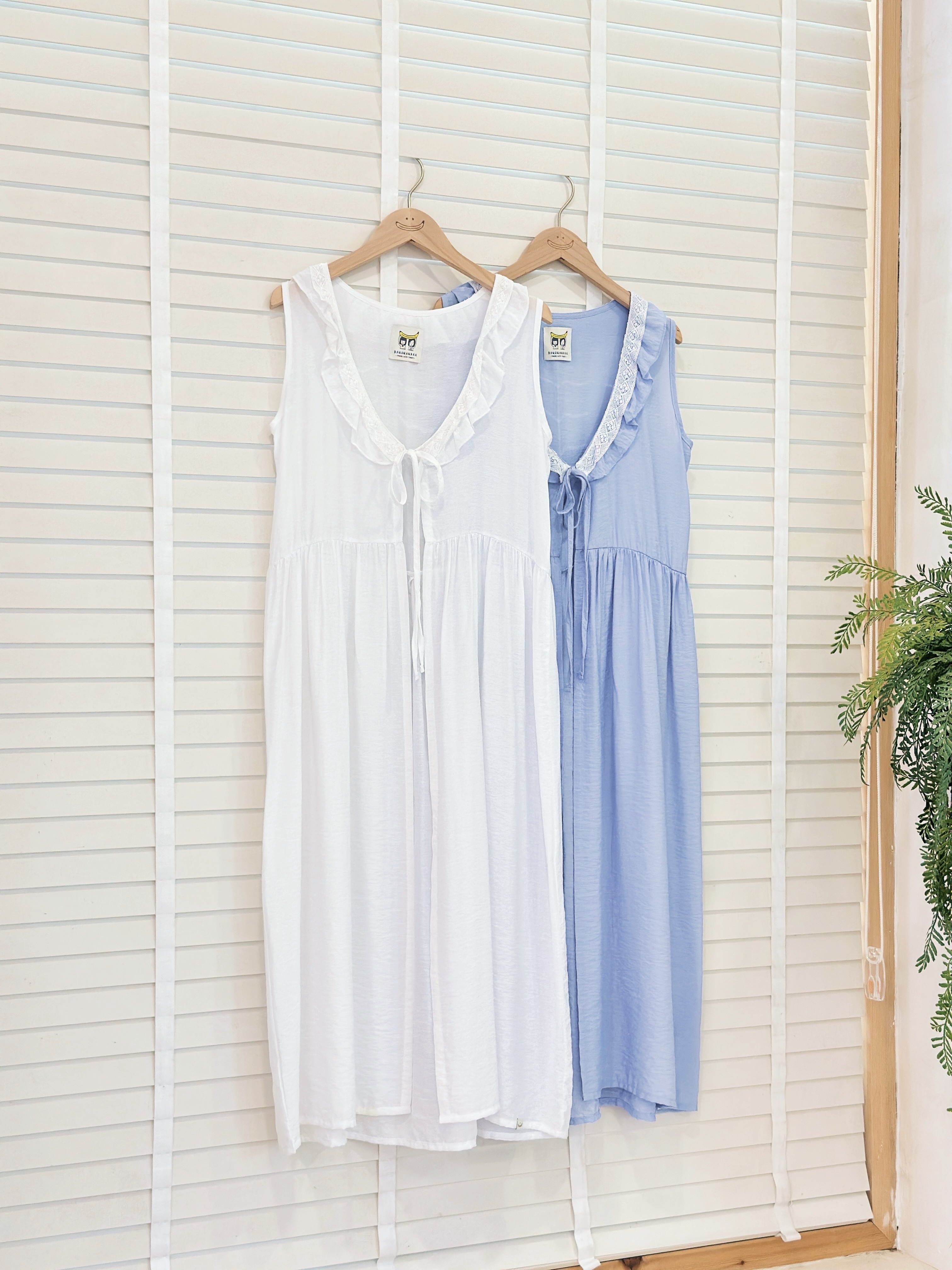 兩色 / 蕾絲荷葉V領長馬甲 / Lace Ruffled V-Neck Long Vest