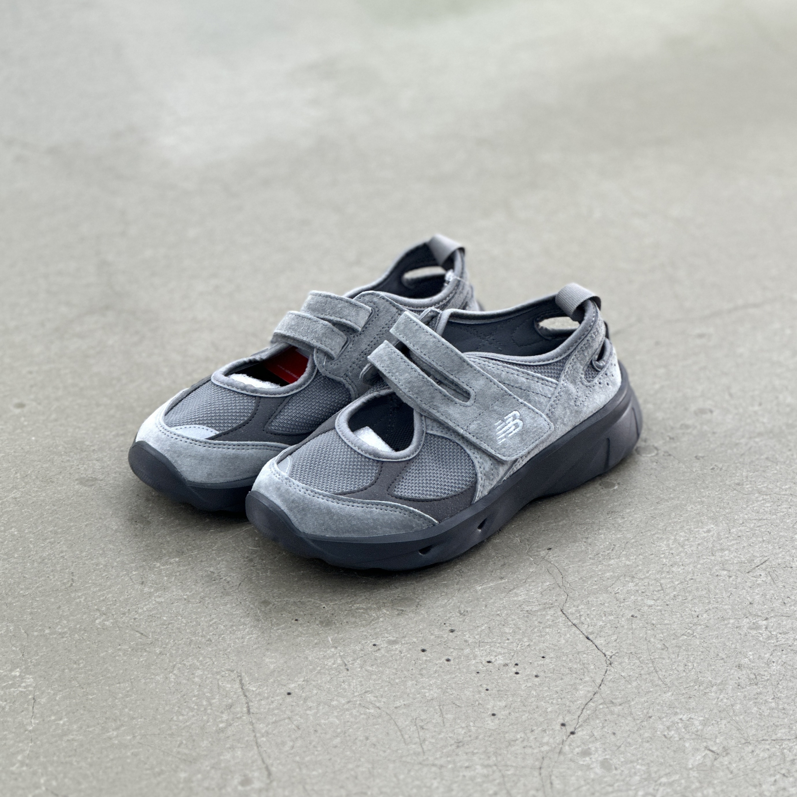 New Balance Breeze Suede- Grey