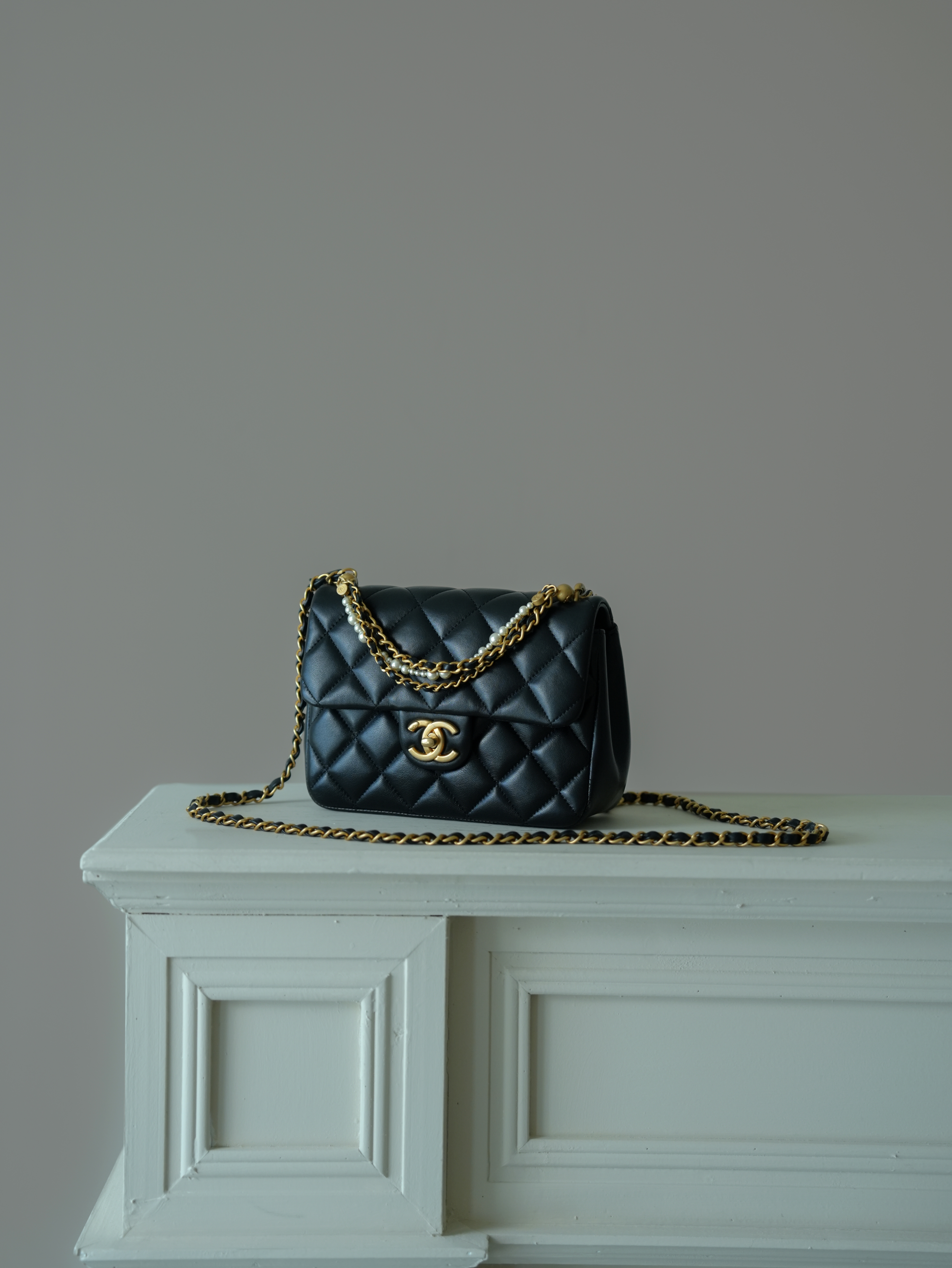 Chanel 黑色珍珠鍊條CF