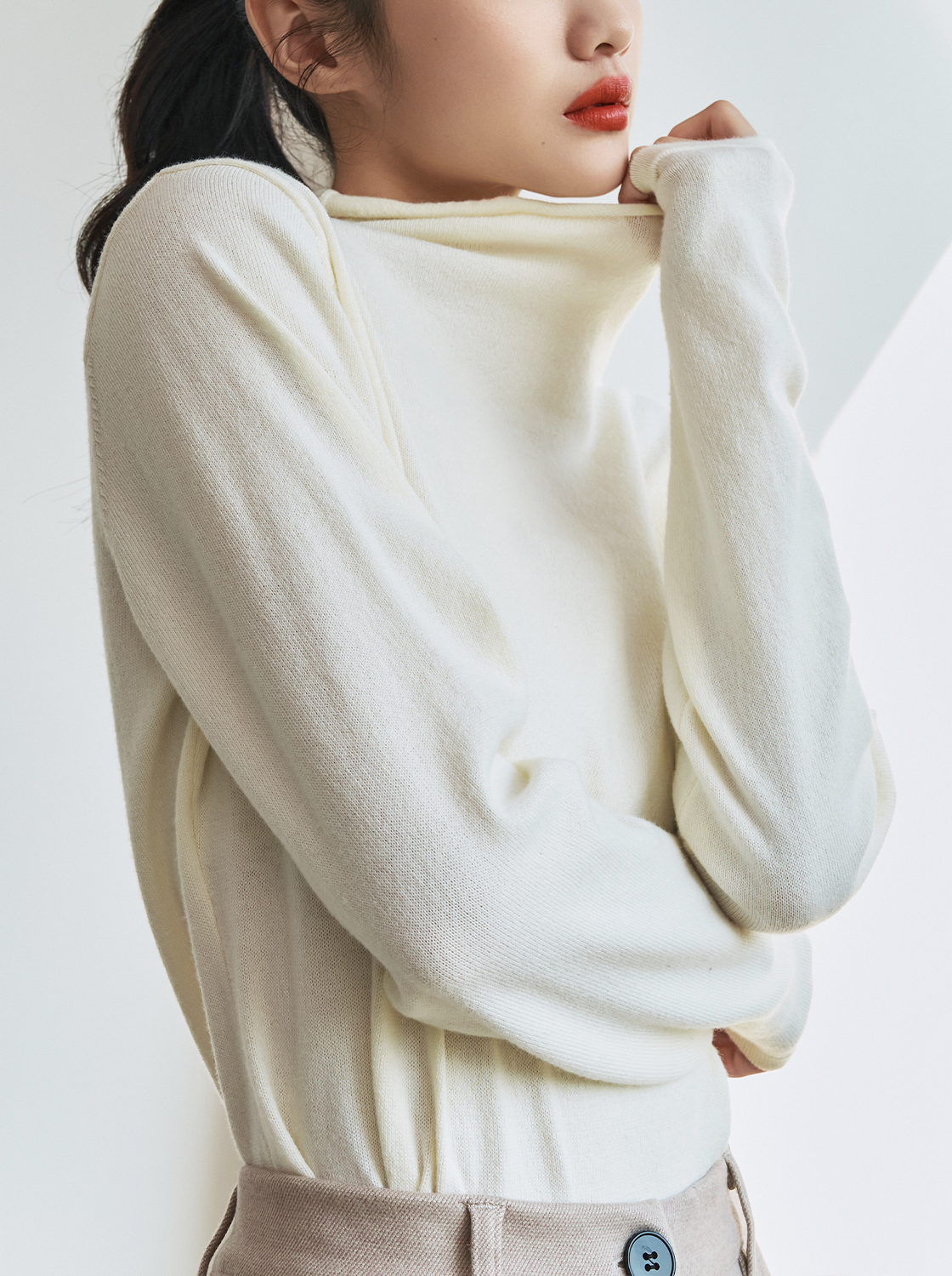 【任2件700】【期間限定】極簡素面高領上衣