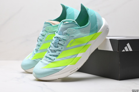 Adidas Adizero Takumi Sen 11 W Abrasion Absorbing Professional 跑鞋無論是常規訓練還是馬拉松，讓這雙跑鞋陪伴你順利開始舒適與結構 配備Lightstrike技術，為你的步伐注入活力