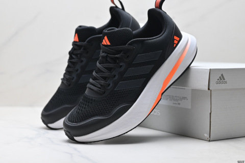 Adidas RUNFALCON 3.0 輕量跑鞋憑藉布料面料和舒適外底的優點，這款波鞋力求為你的雙腳帶來持續的能量體驗，讓你隨時開始充滿活力的跑步