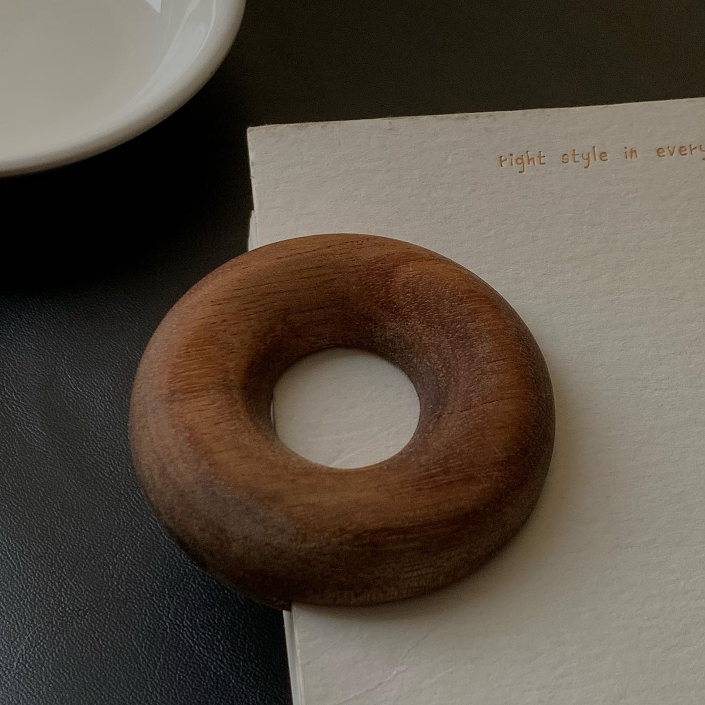 [原石] 相思木 水晶球座