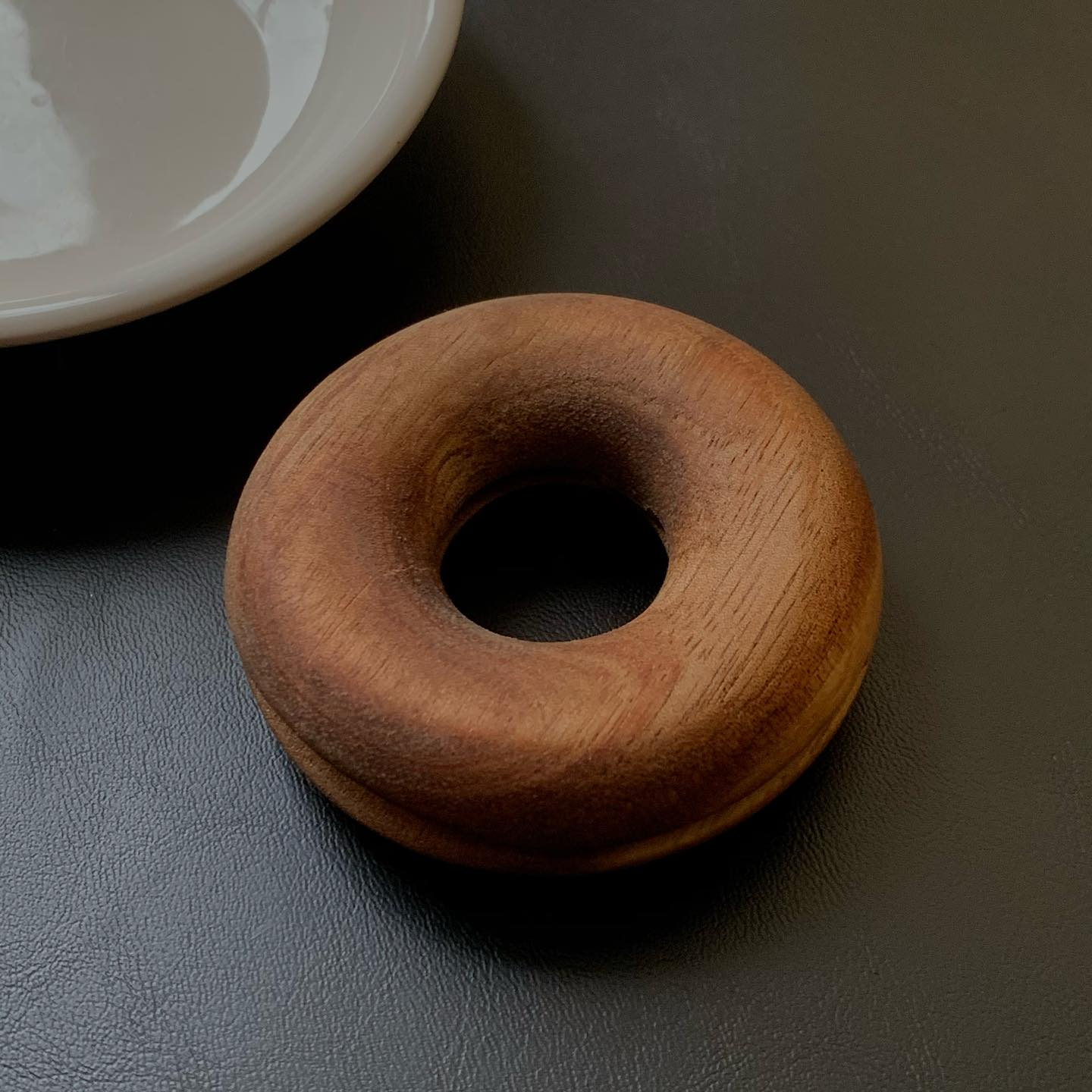 [原石] 相思木 水晶球座