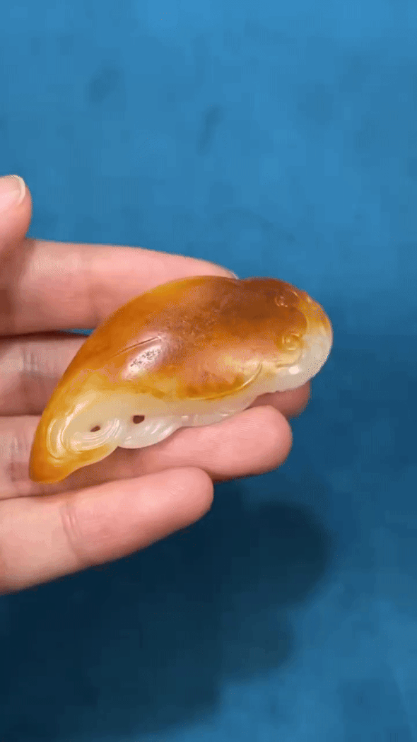 92425 和田玉籽料帶子上朝