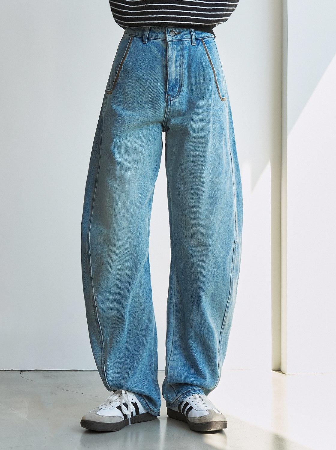 【2件1499】3D立體剪裁彎刀褲