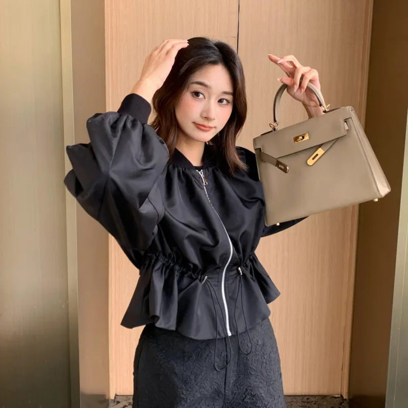 經典黑抽繩手袖造型拉鍊收腰尼龍外套-F (Elegant & Love)