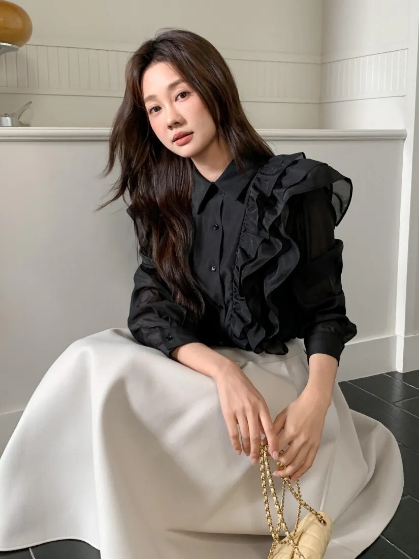 浪漫層次荷葉滾邊造型翻領襯衫-F / 2色 (Elegant & Love)