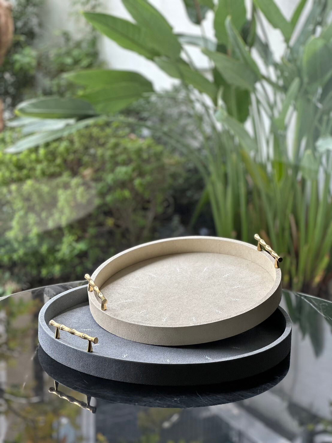 圓形魟魚皮紋托盤 銀／米／灰