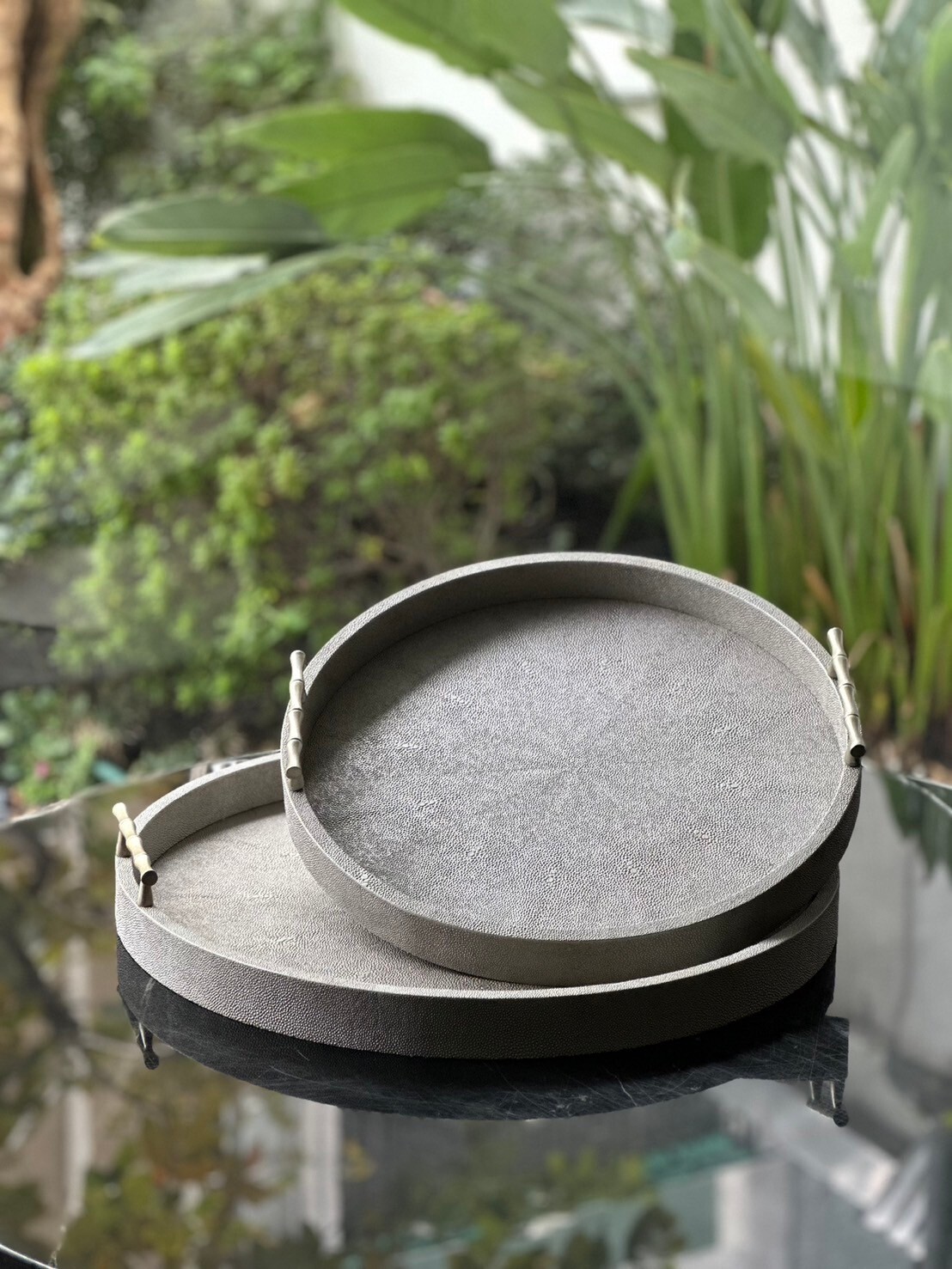 圓形魟魚皮紋托盤 銀／米／灰