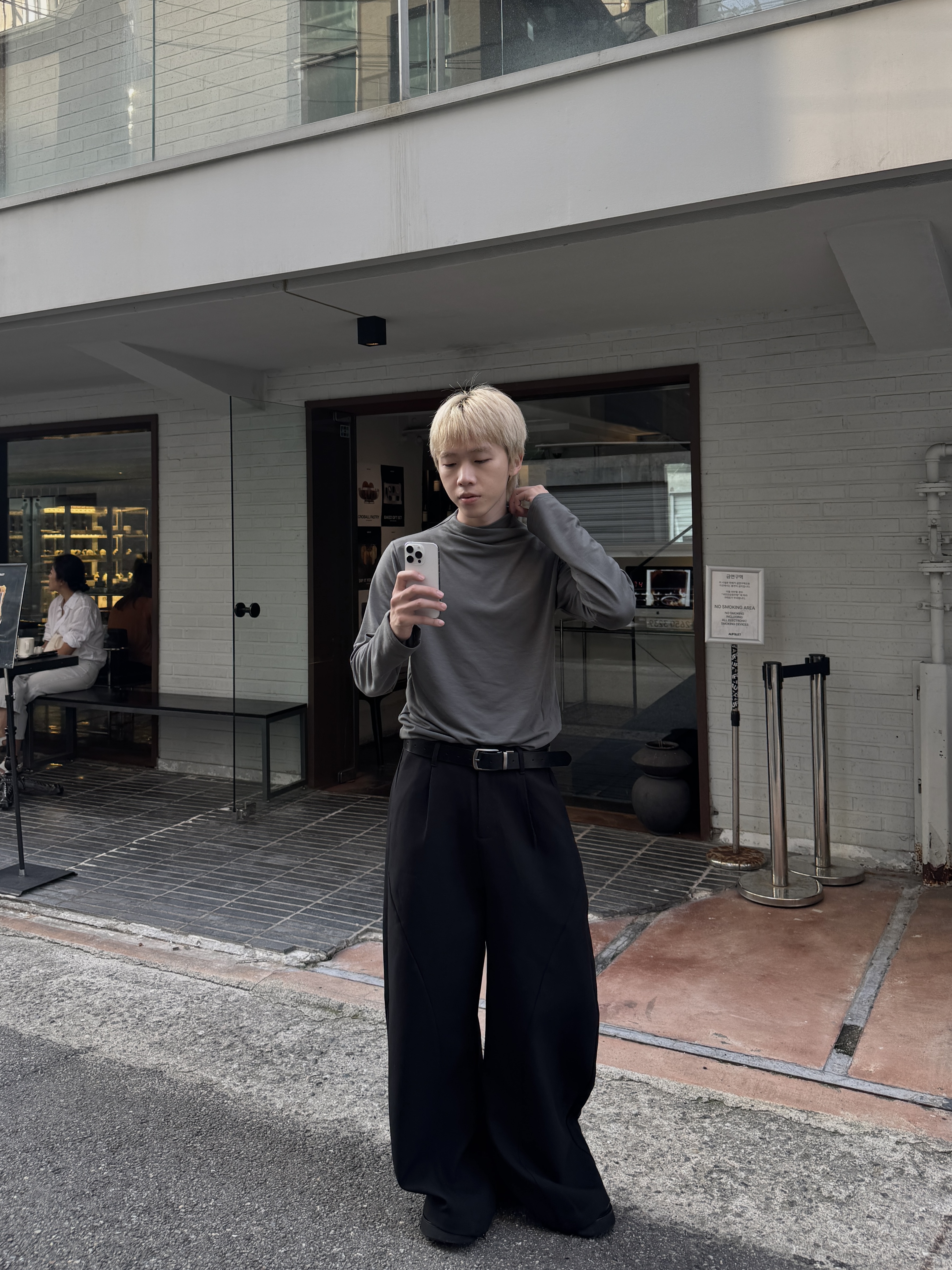 層次堆積 素面 高領 長袖上衣（部分現貨）