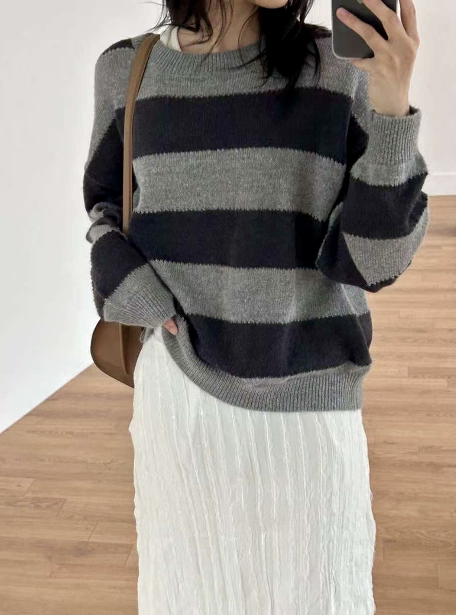 #228N564 簡單一點 粗間紋寬鬆針織上衣