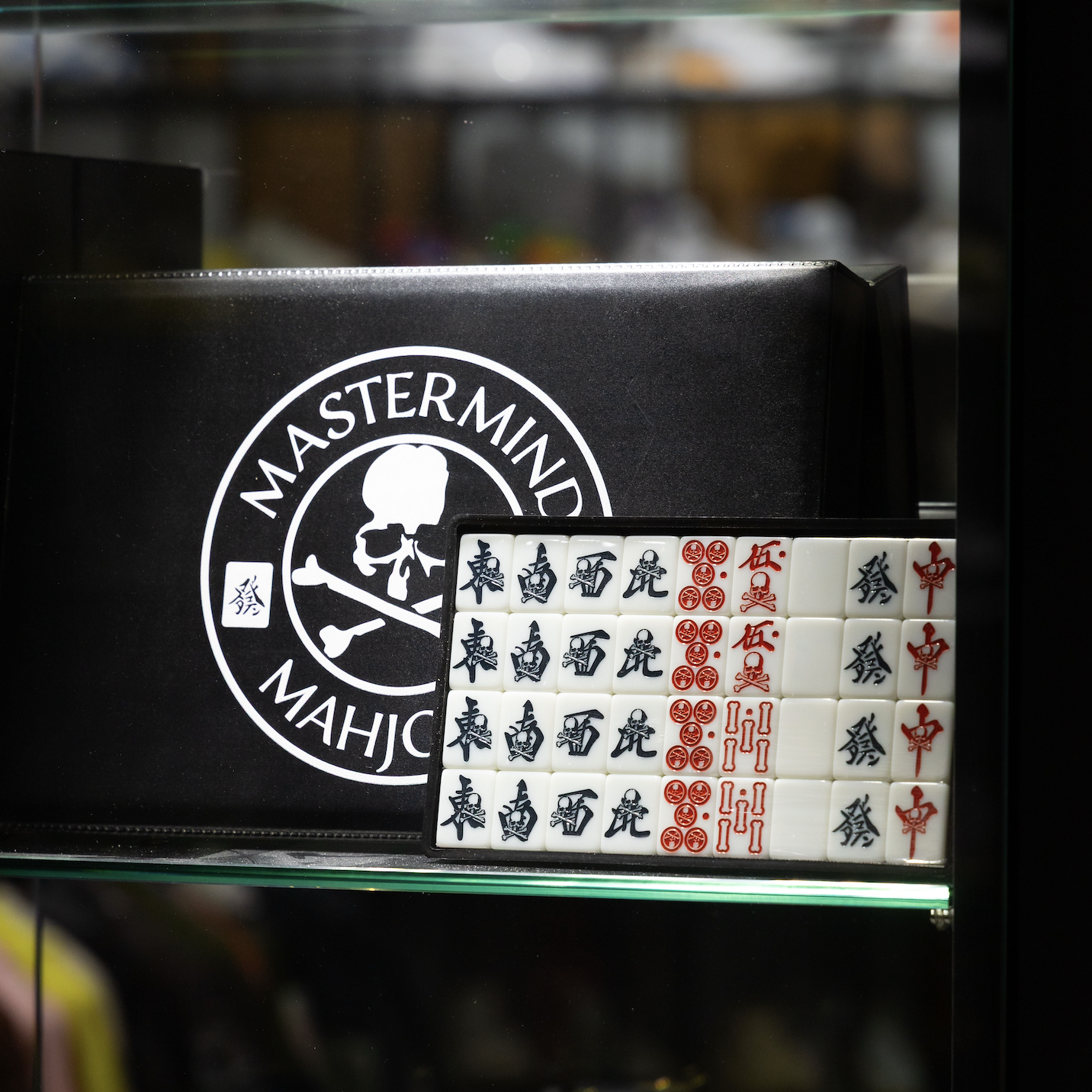 AMOS X MASTERMIND WORLD MAHJONG TILES 發 麻將組-25-090-126-0001-3-0