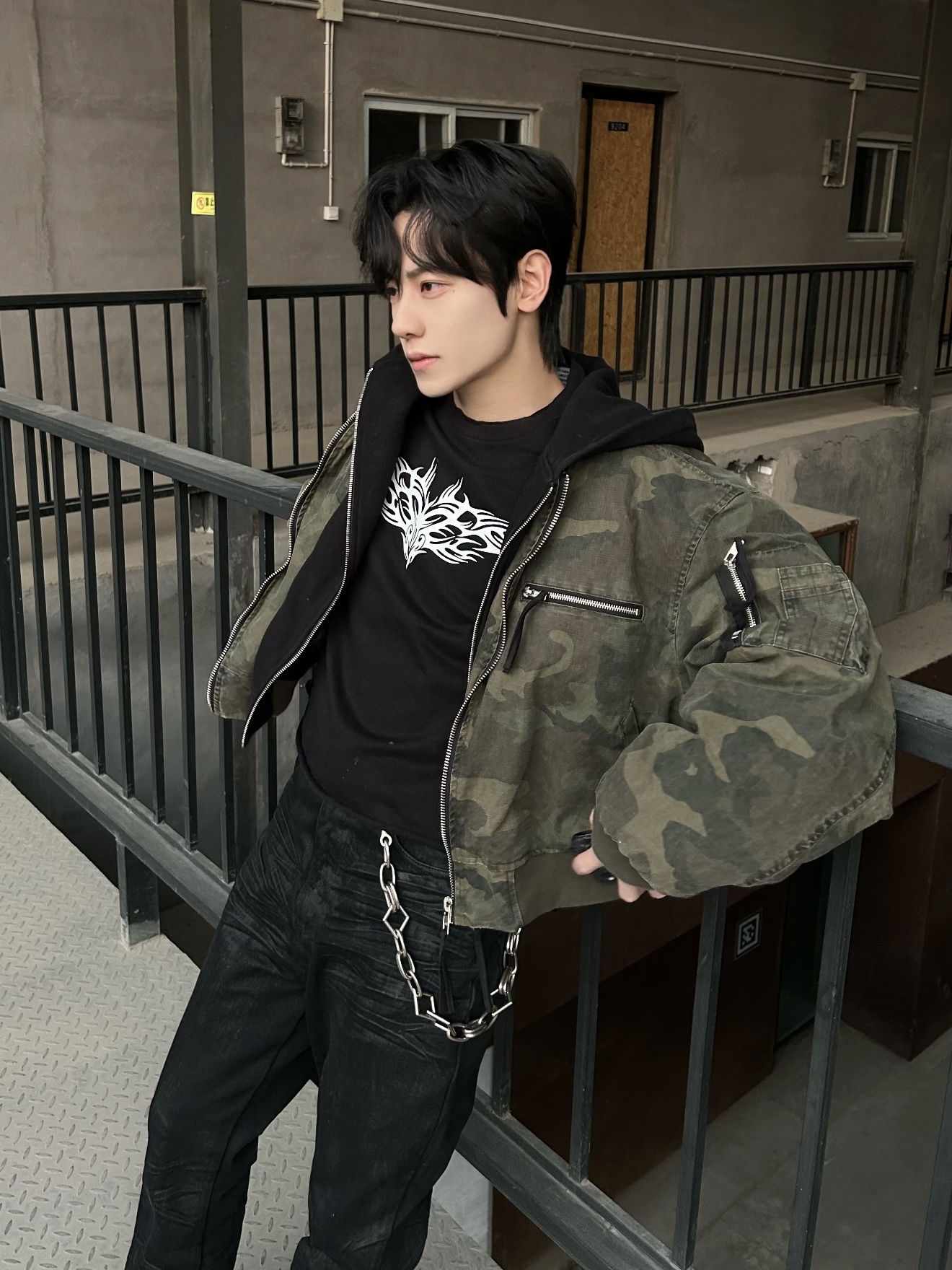 SIMPLEACTION 美式假兩件迷彩外套