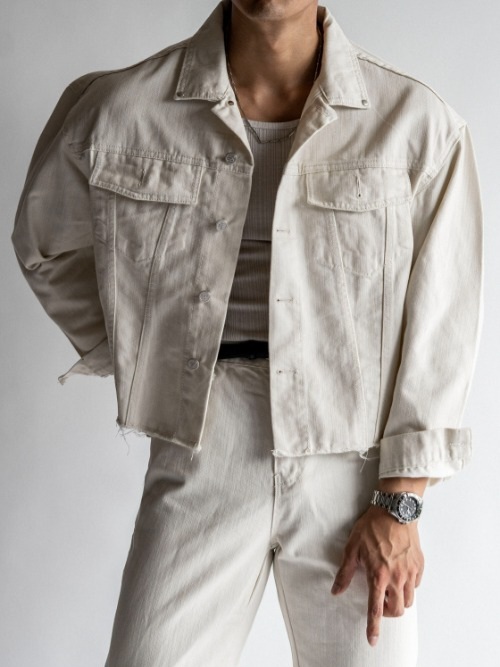 Camper 鉚釘短款夾克