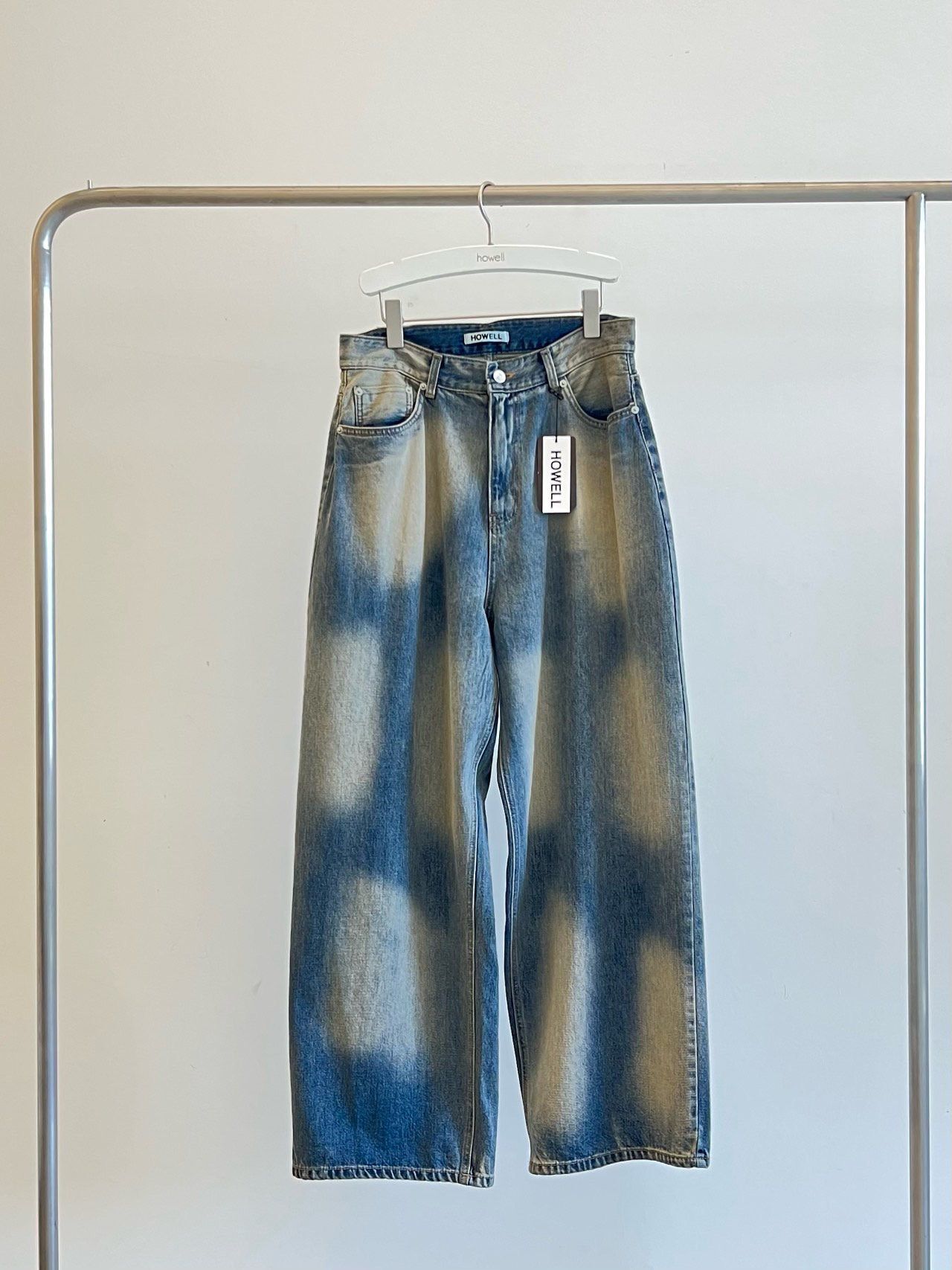 洗水鬆身牛仔褲 HOWELL-066P