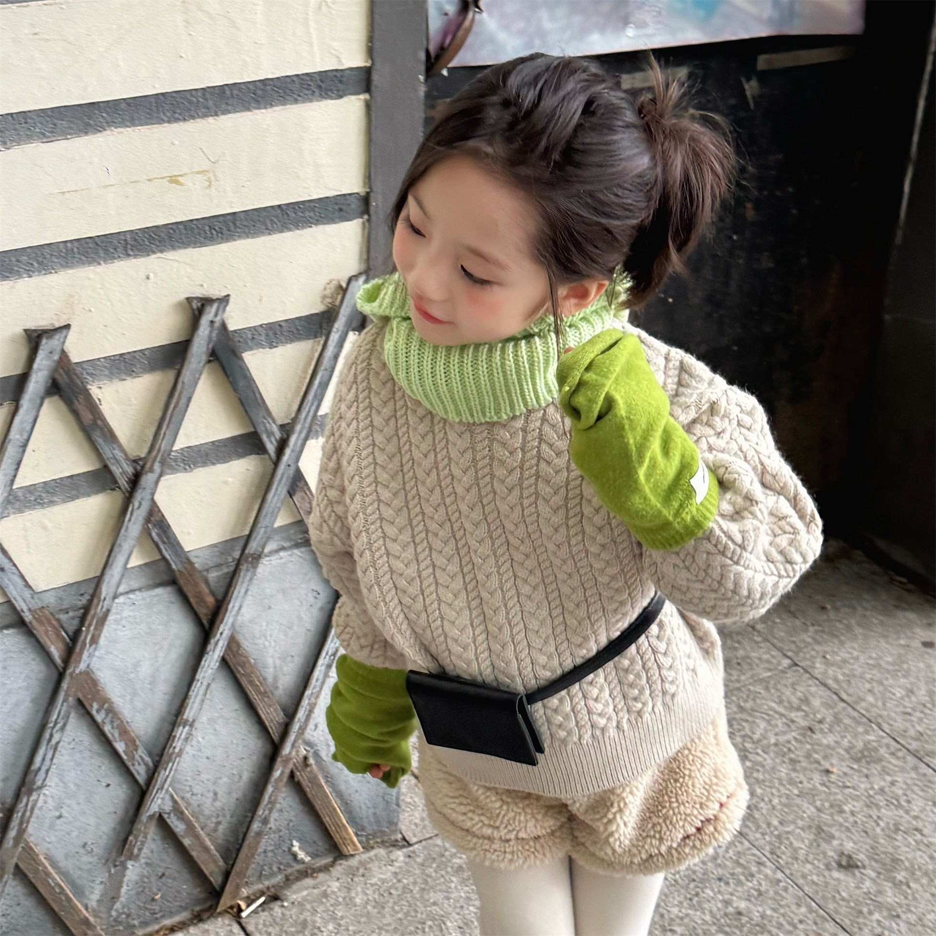 現貨｜藍 120 不分男女大麻花捲針織毛衣  ‧₊  ＊ 不會刺膚