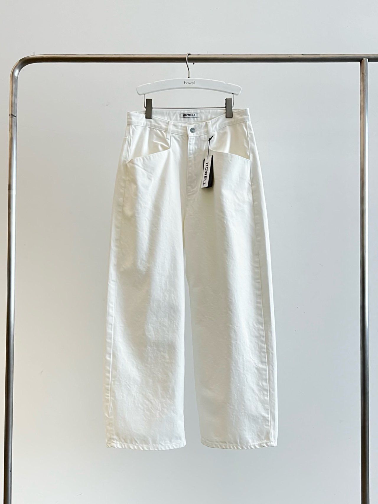 淨色鬆身牛仔褲 HOWELL-072P