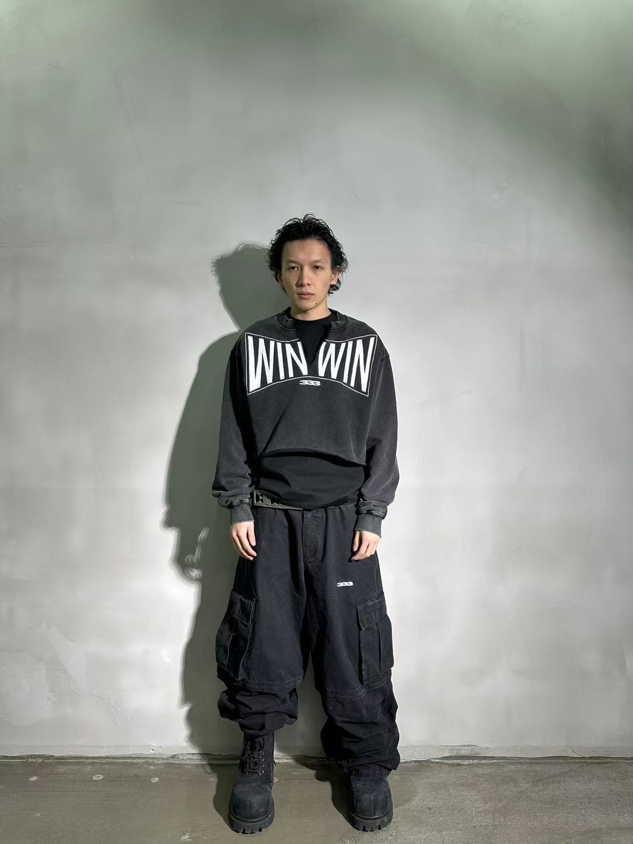 PCCVISION 3MAN0N winwin 水洗做舊V領 爆裂印花寬鬆 短版長袖T