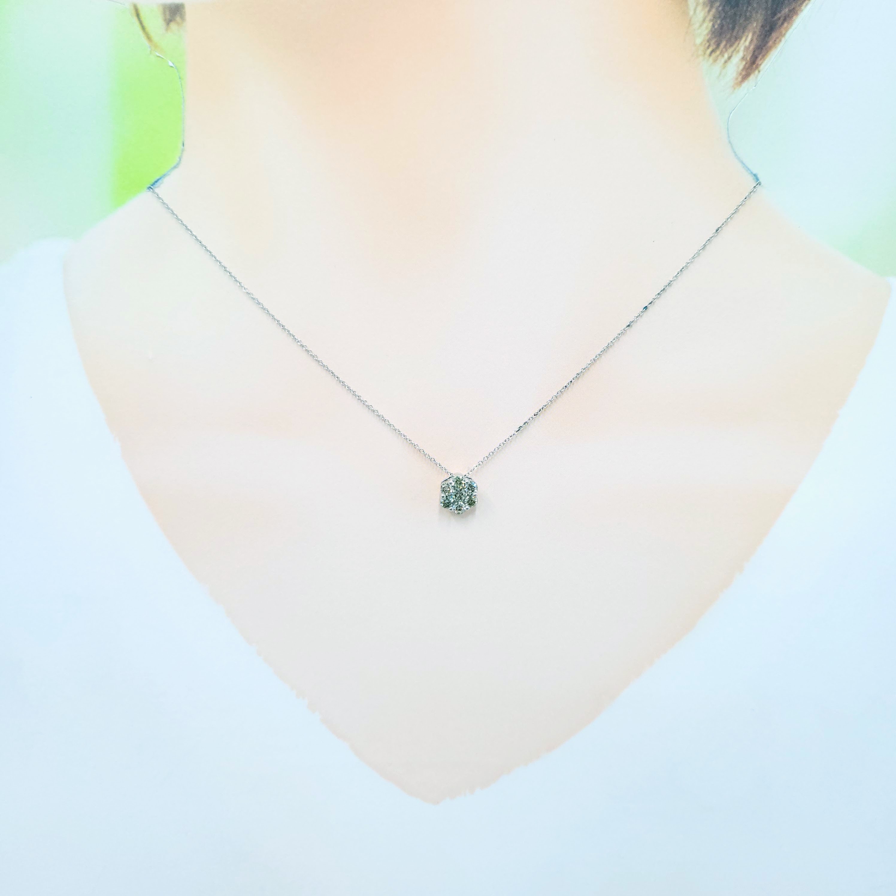 18K White Gold 0.51ct Fancy Green Diamond Pendant