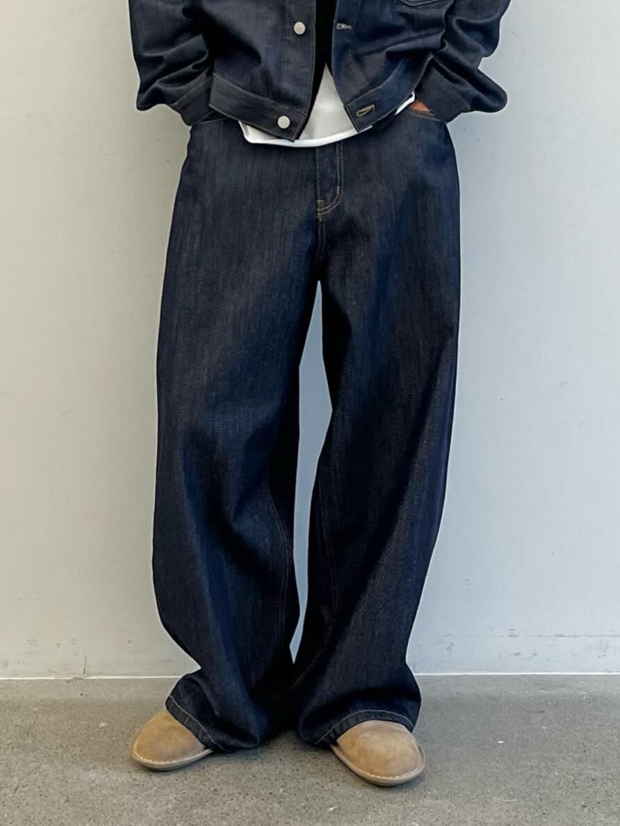 淨色鬆身牛仔褲 HOWELL-087P