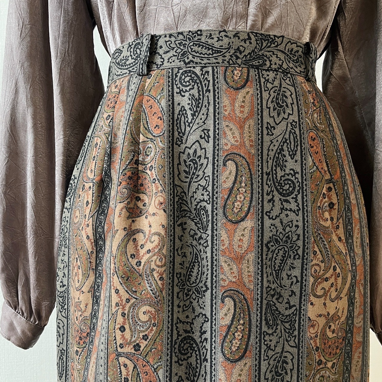 日本製灰啡混搭腰果花羊毛半裙