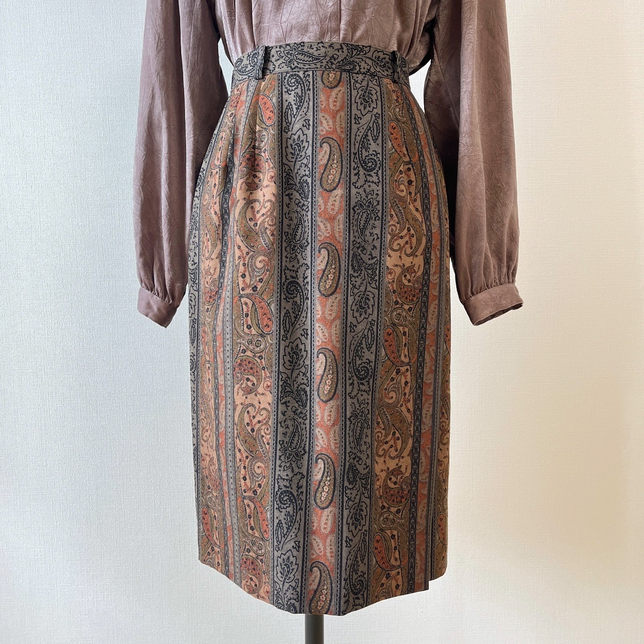 日本製灰啡混搭腰果花羊毛半裙