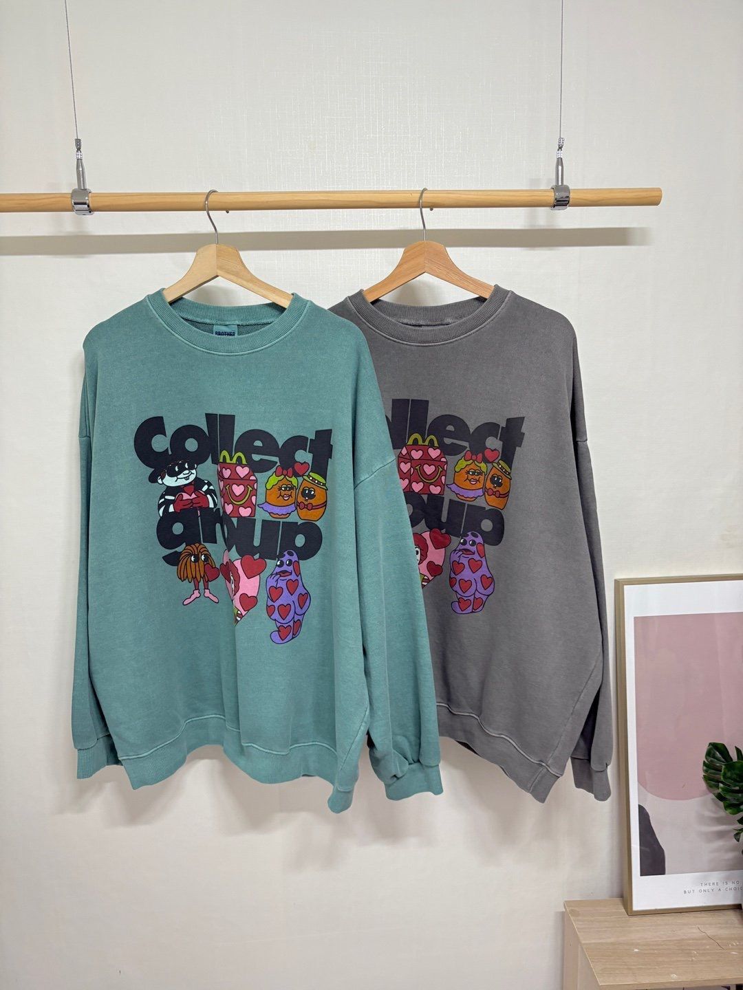 洗水卡通圖案英文字衛衣 MB-019T