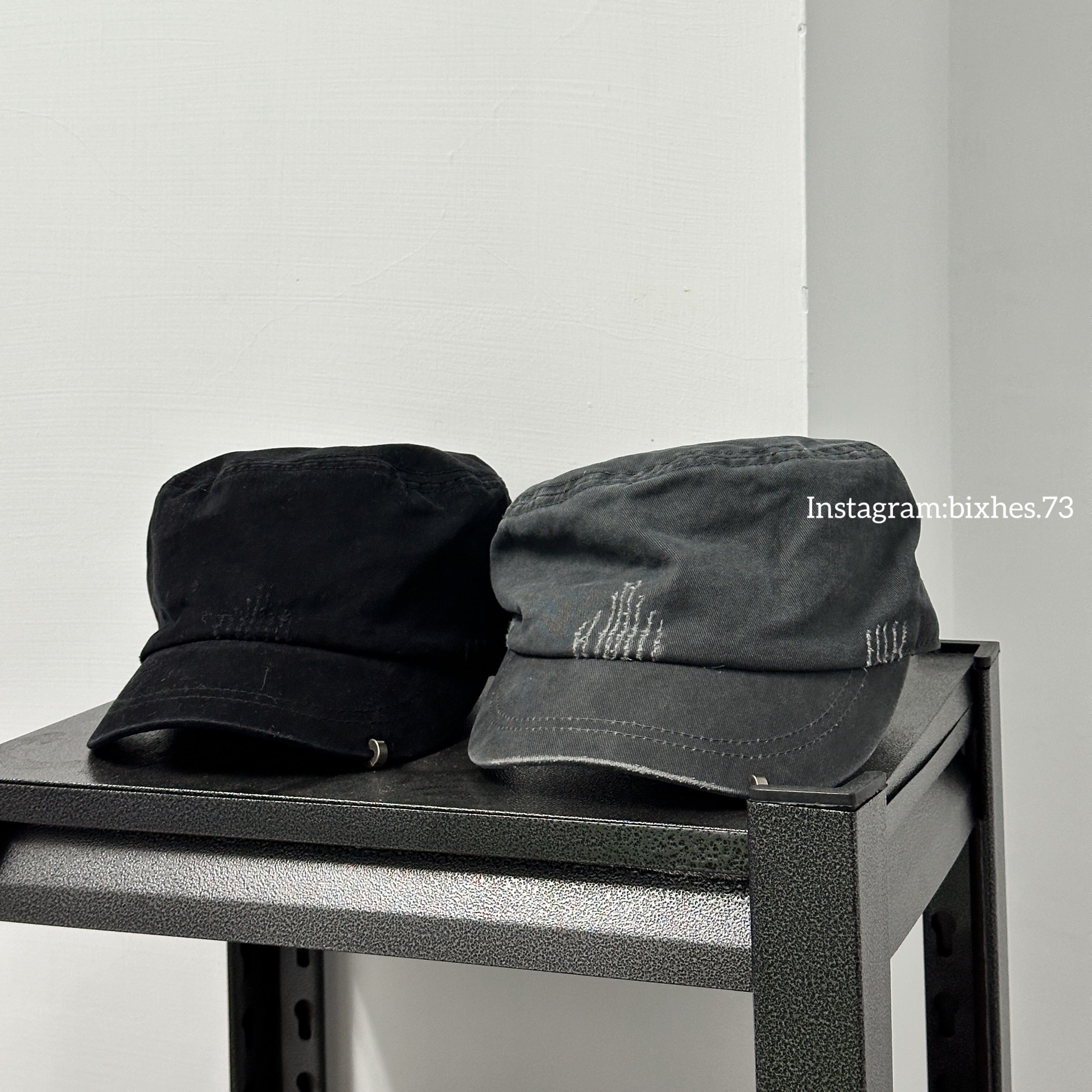 短簷銀扣平頂帽(H00051)