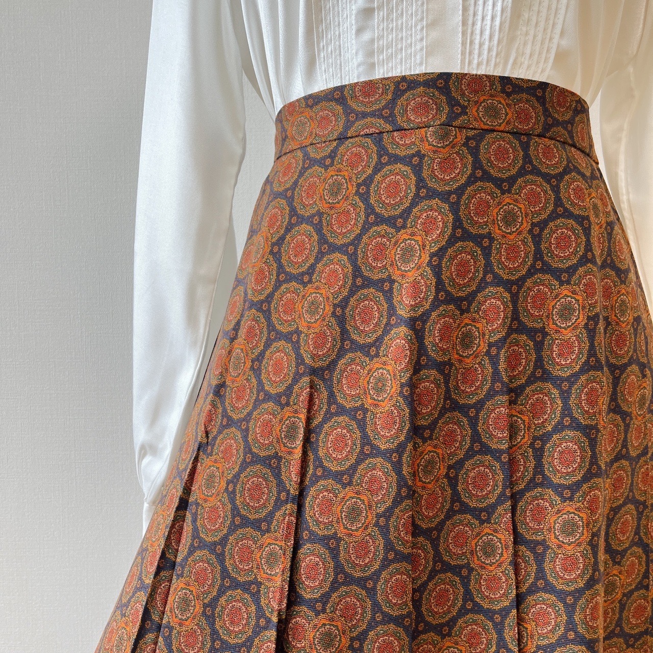 DAKS深藍色章紋圖案羊毛半裙