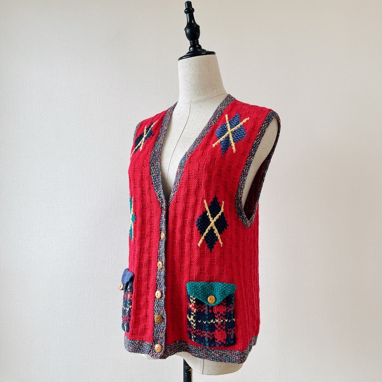 Portraits童趣感菱形格紋背心毛衣